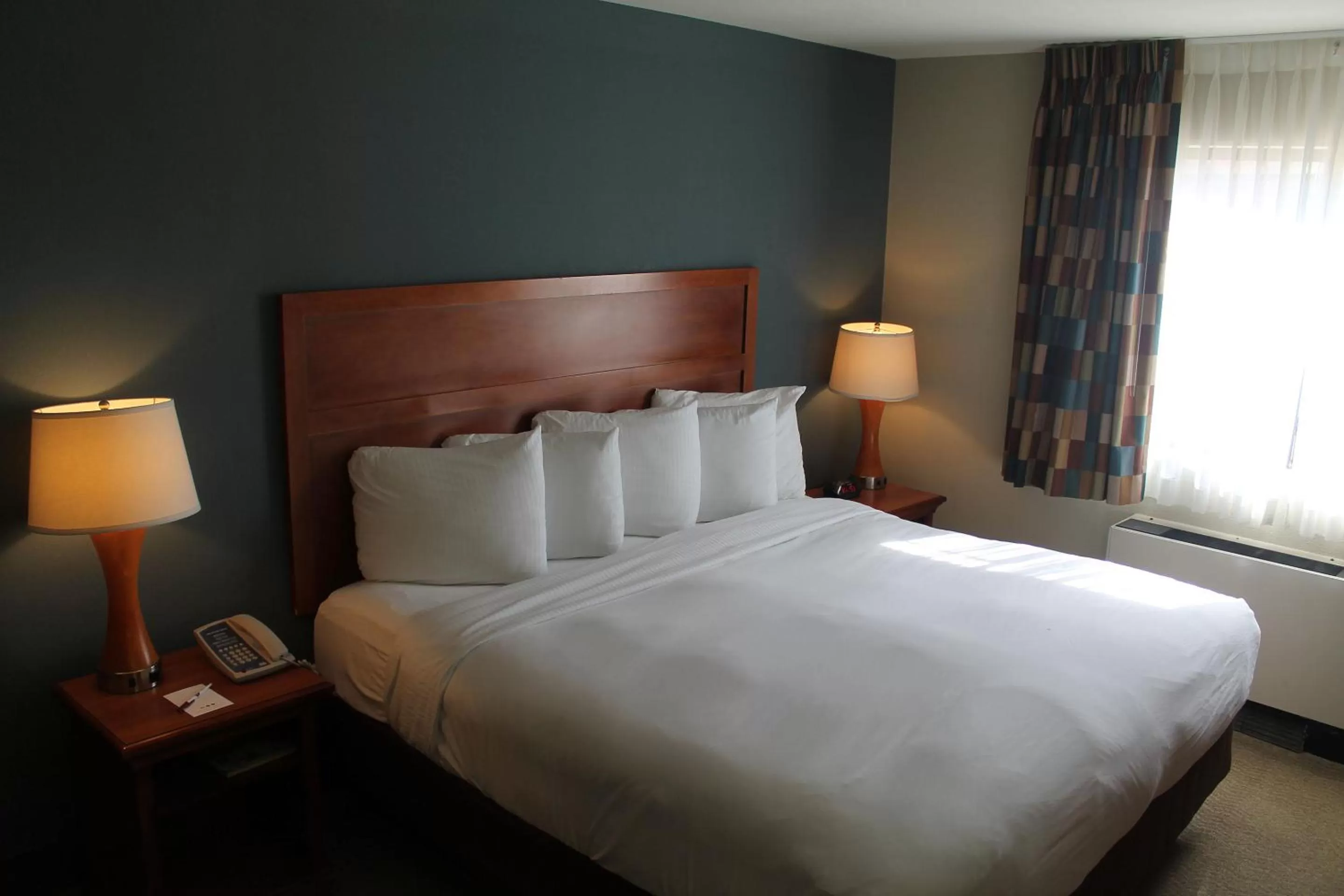 Bed in Isle of Capri Casino Hotel Lula