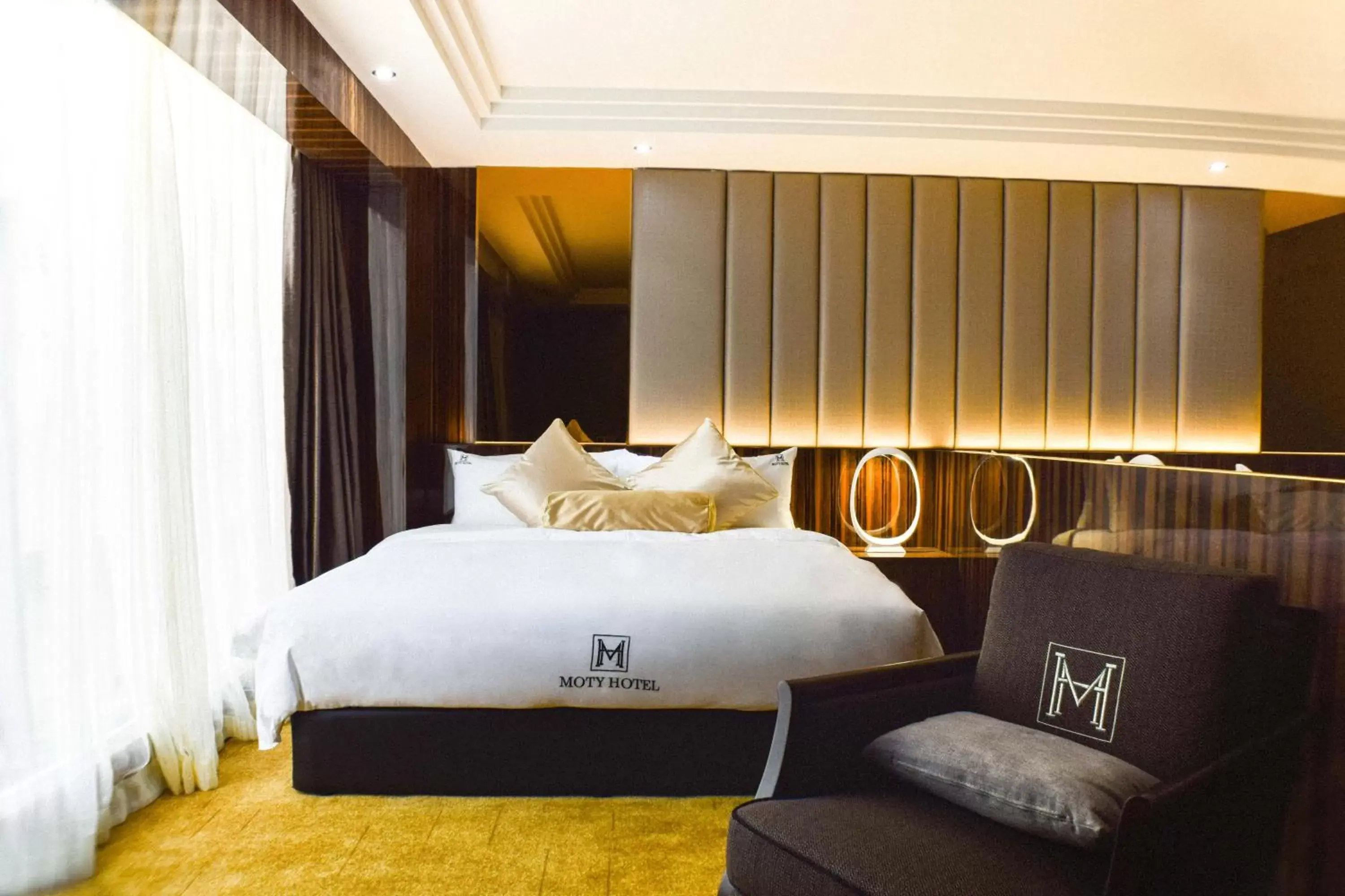 Bed in Moty Hotel
