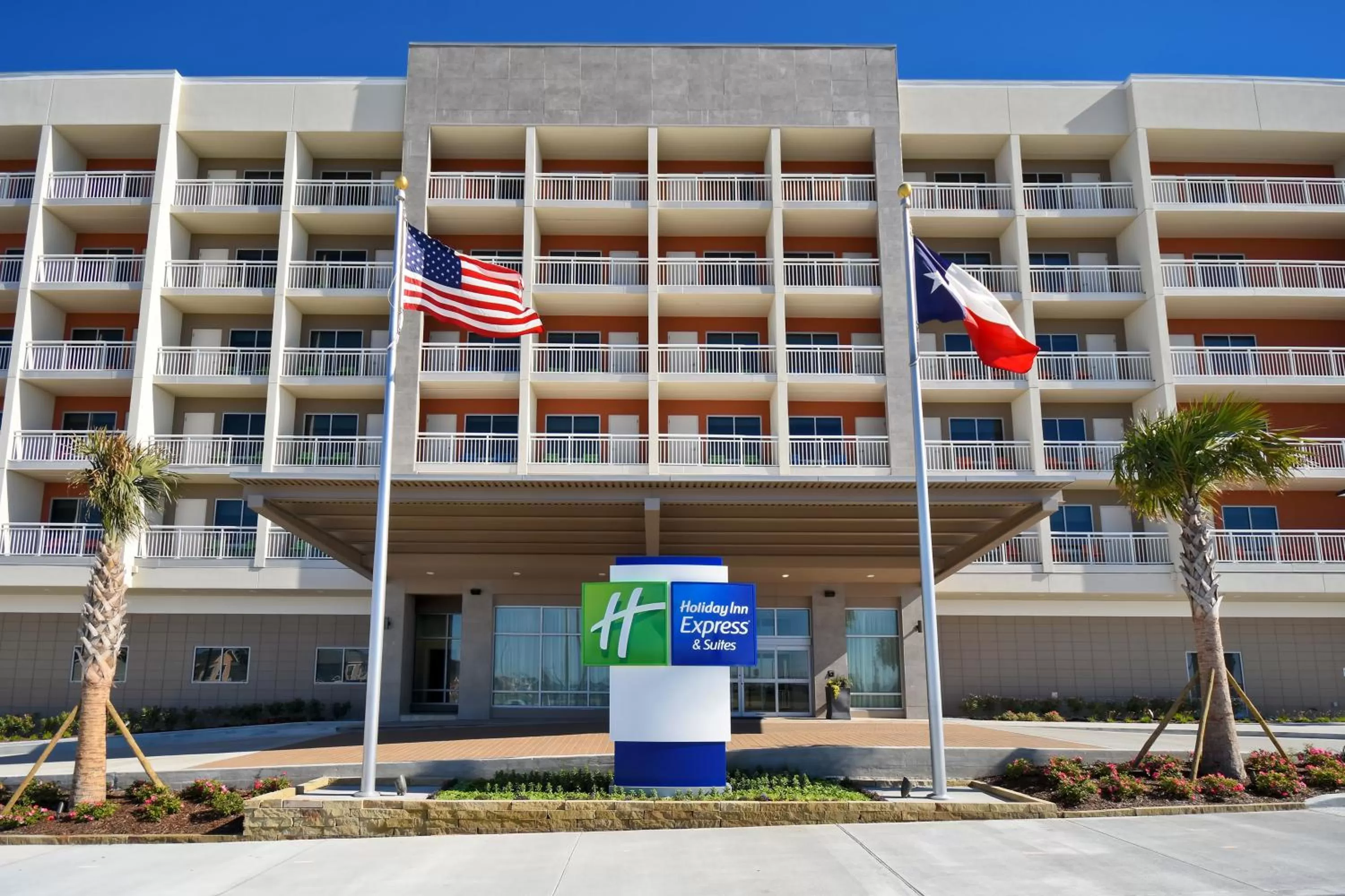 Property building in Holiday Inn Express & Suites - Galveston Beach by IHG