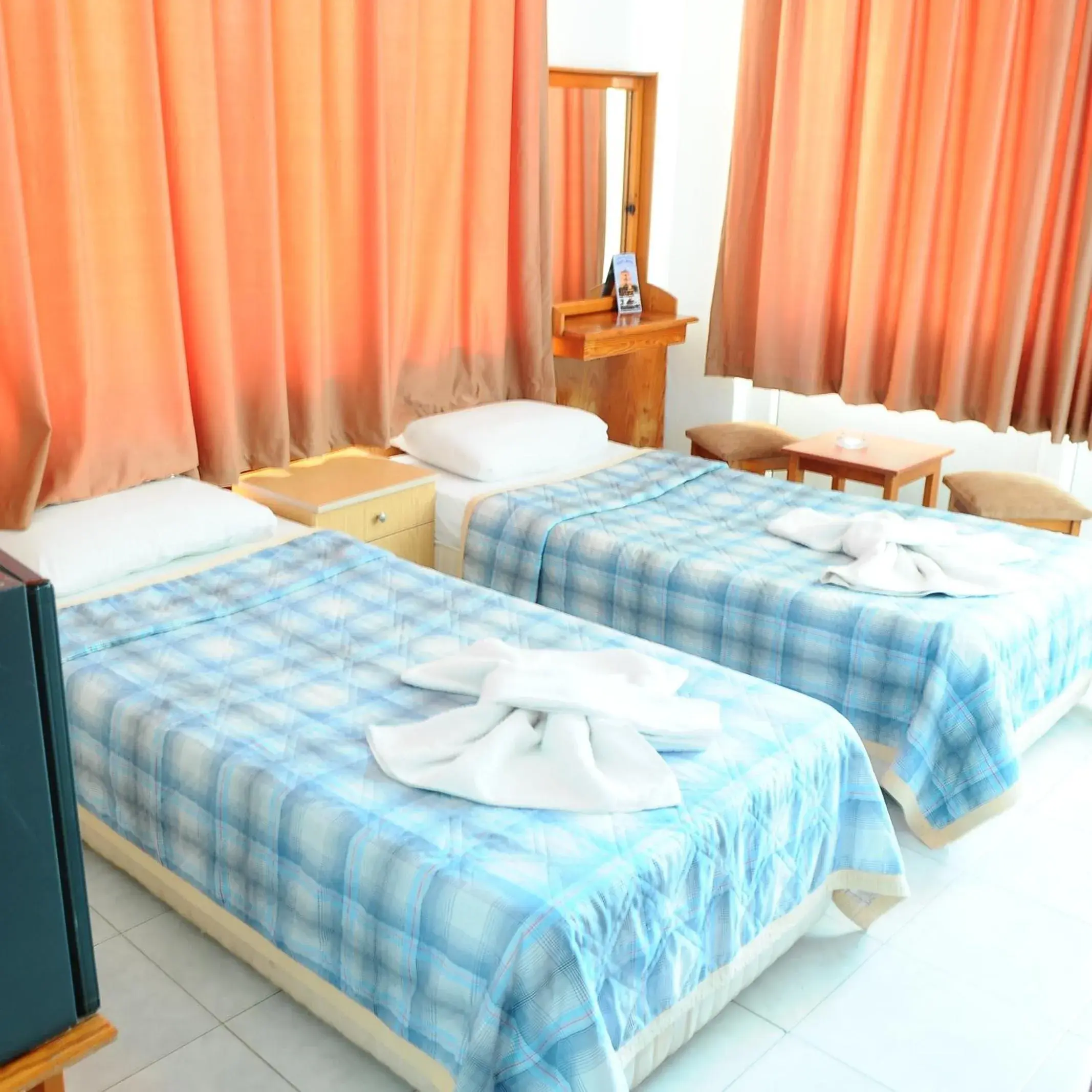 Standard Triple Room with Pool View in Kleopatra Beach Yildiz Hotel