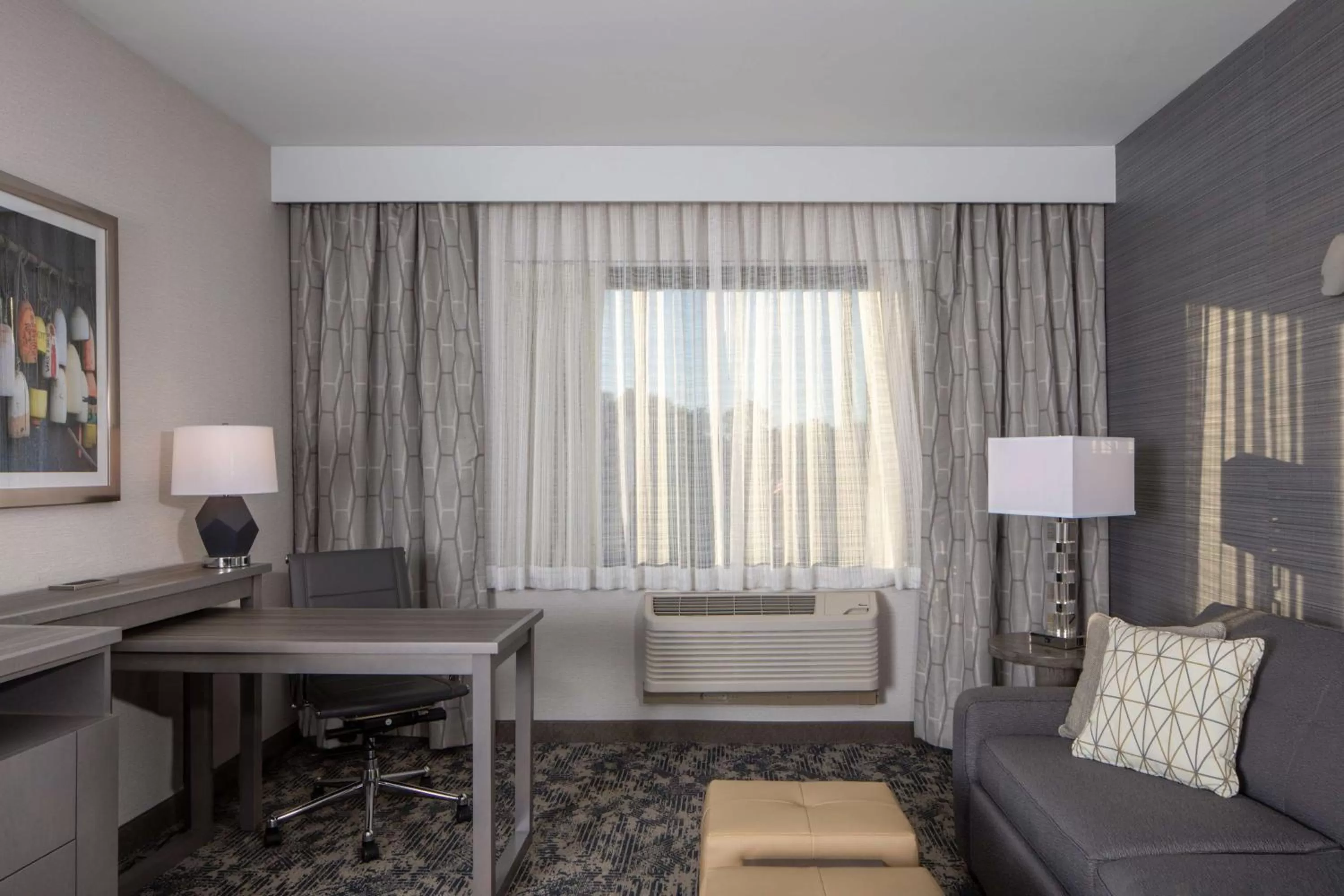 Living room in Embassy Suites by Hilton Portland Maine