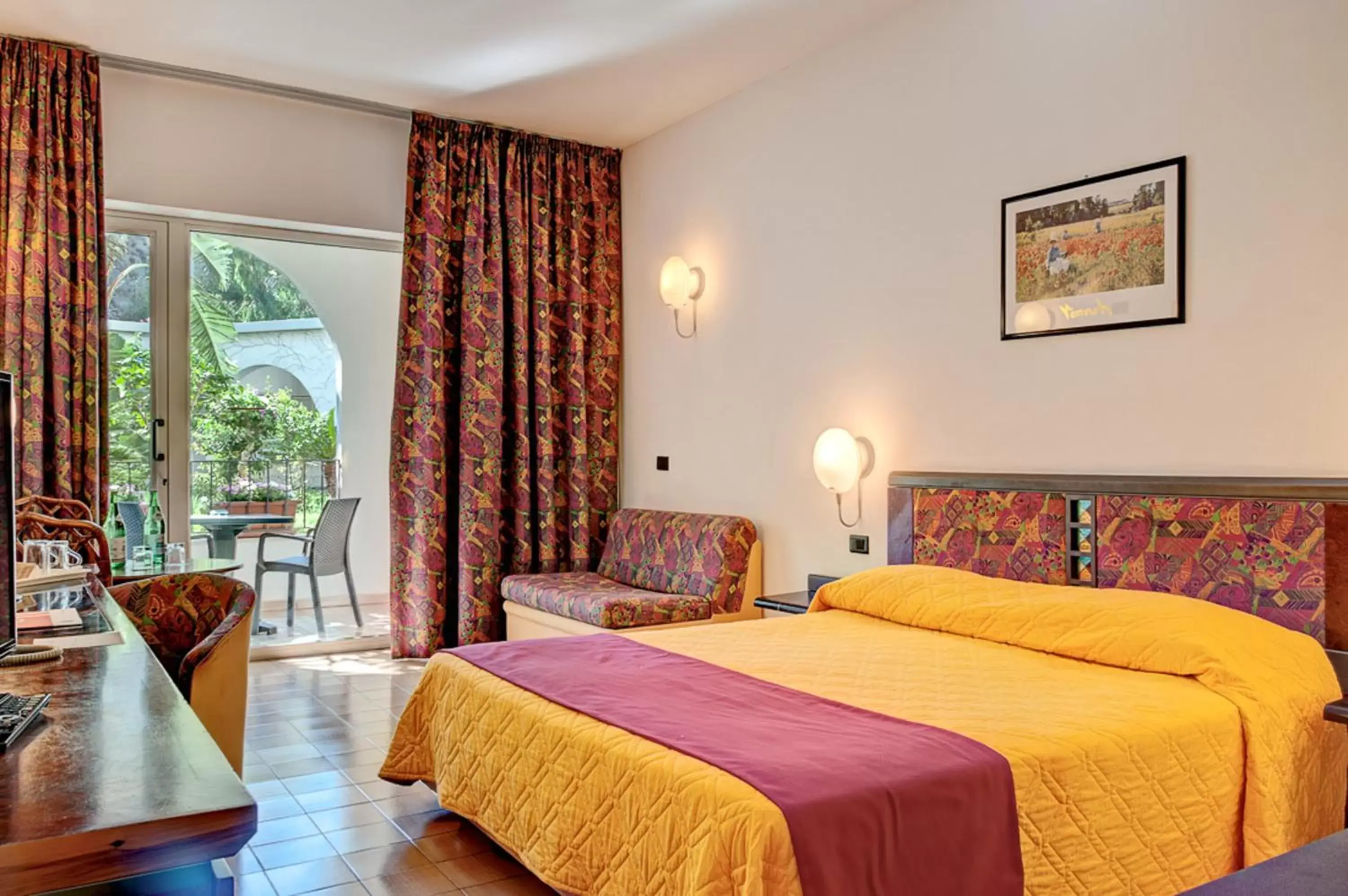 Standard Double or Twin Room with Balcony in Hotel Olimpo le Terrazze
