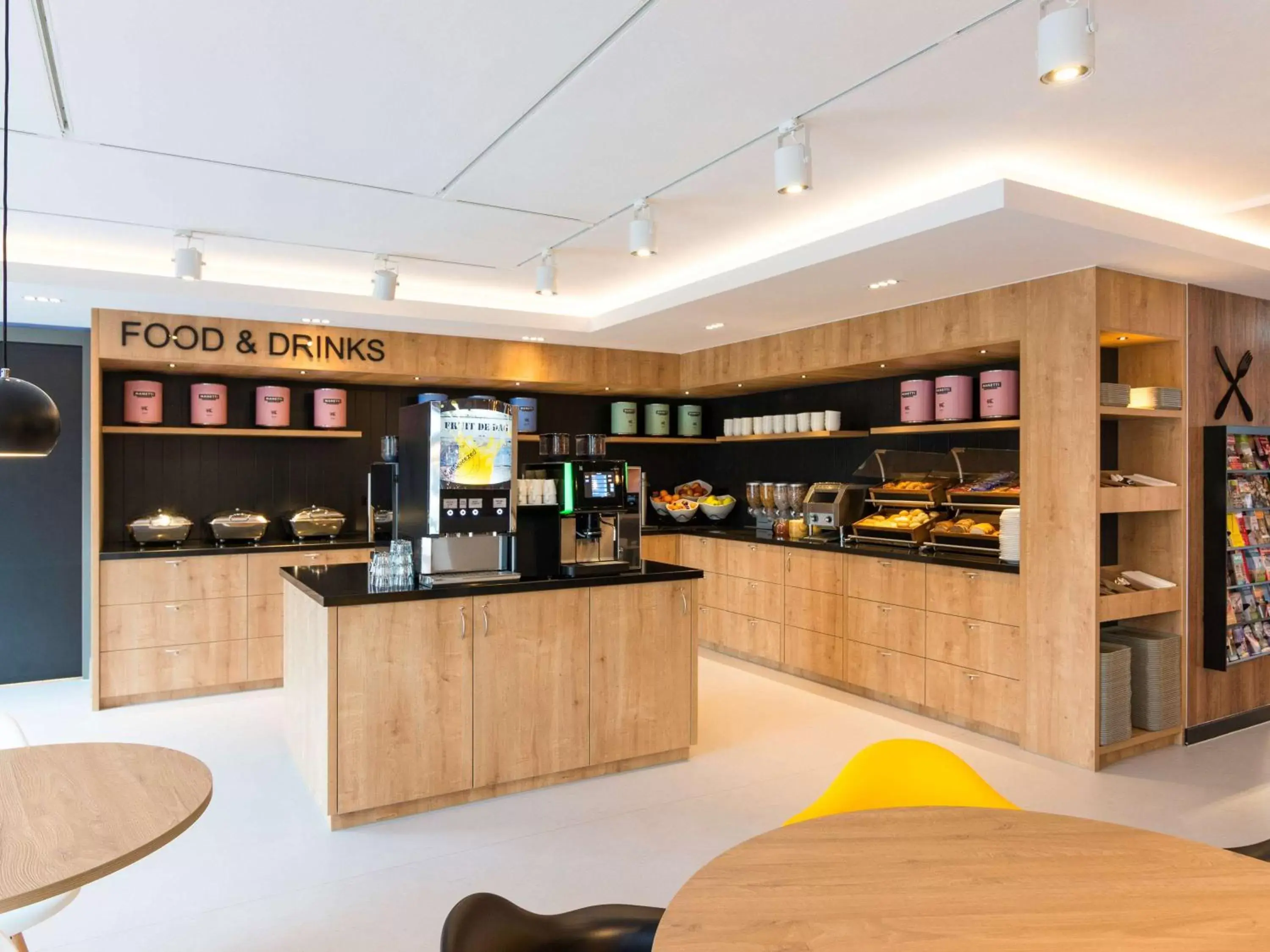 Restaurant/places to eat in ibis Styles Haarlem City Restaurant/places to eat in ibis Styles Haarlem City