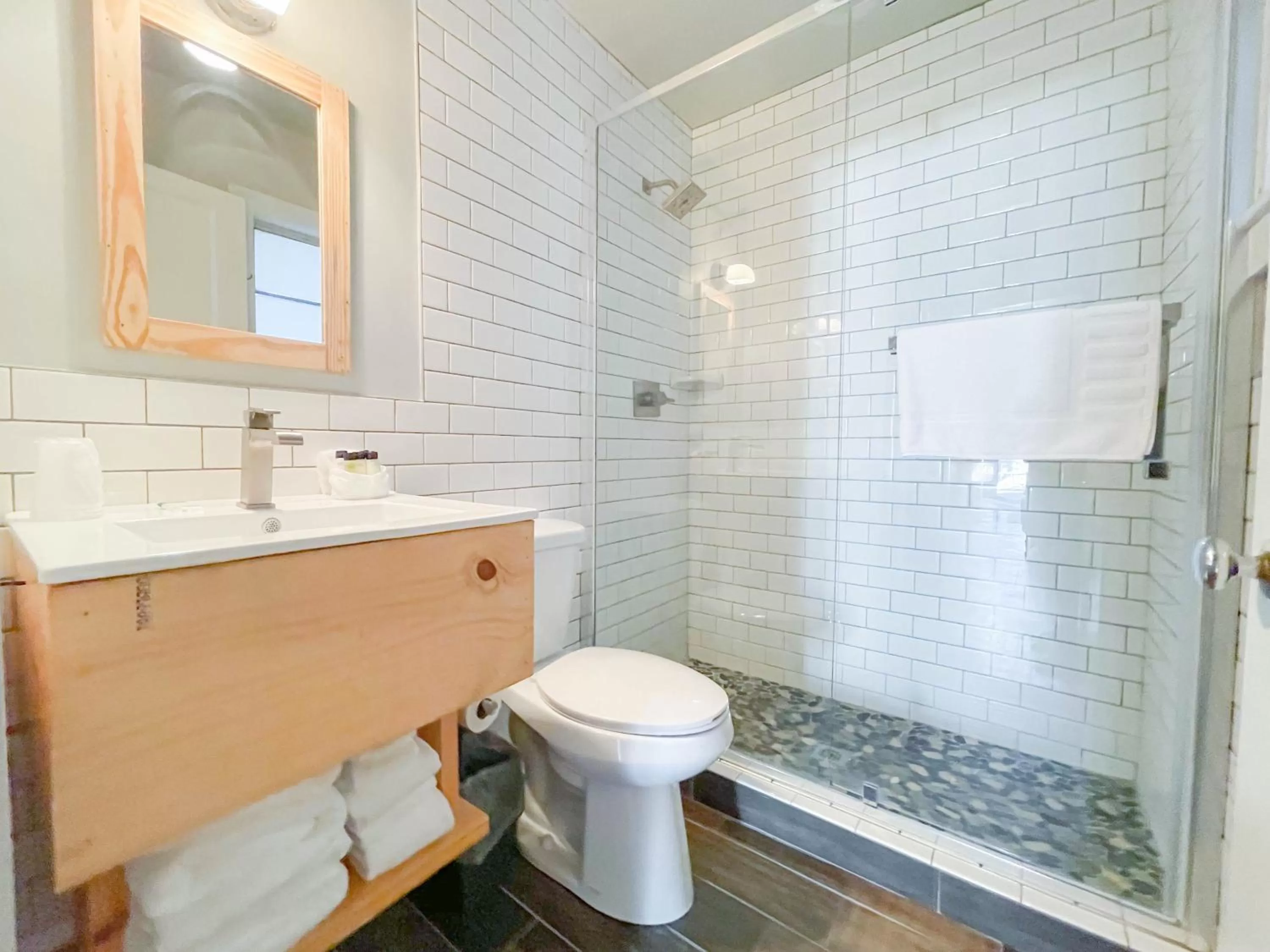 Bathroom in The Wanderoo Lodge