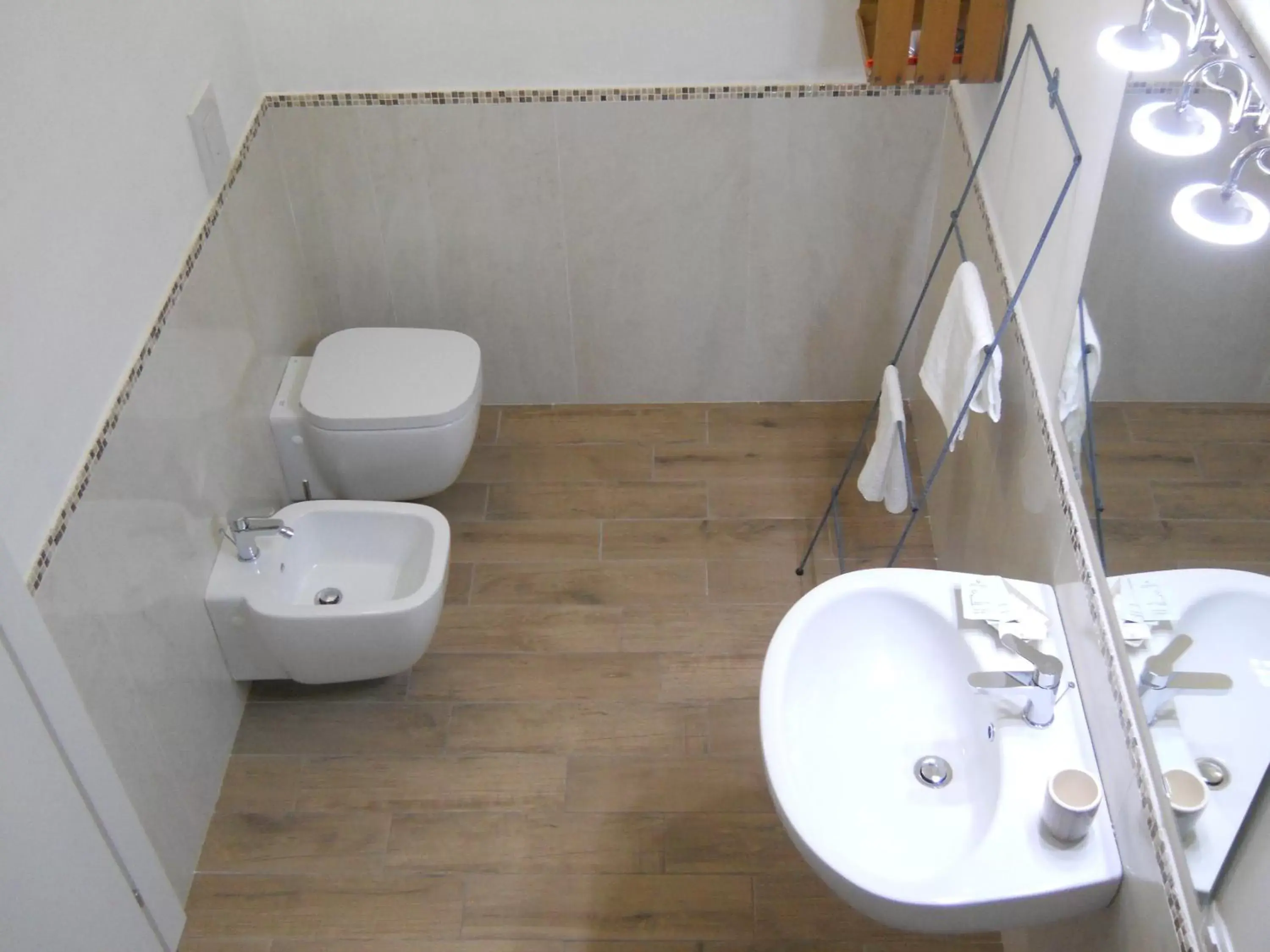 Shower, Bathroom in La Creta b&b