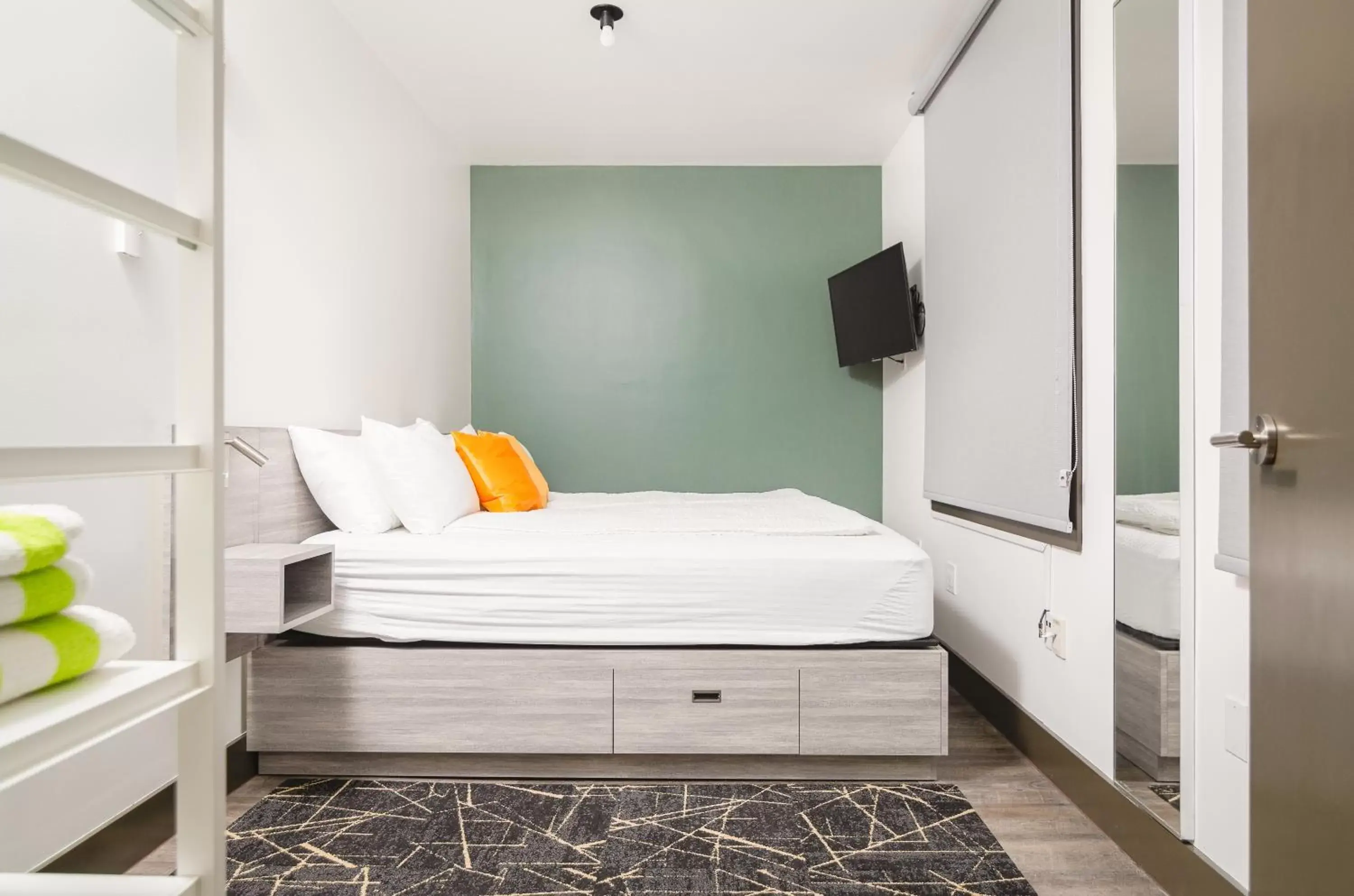 Bedroom, Bed in Silverbow Inn & Suites