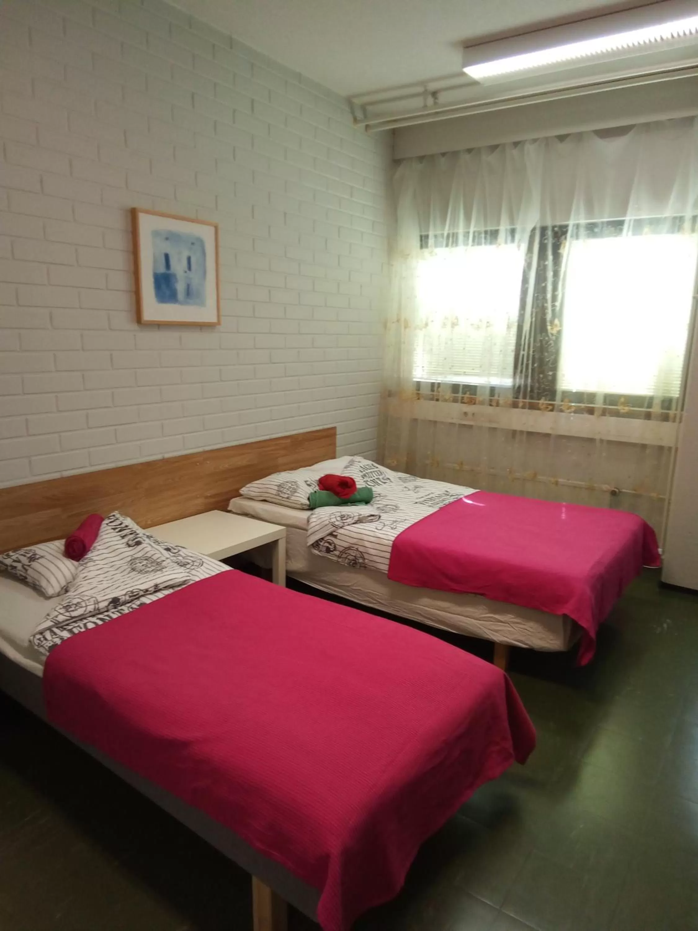 Photo of the whole room, Bed in Minimotel