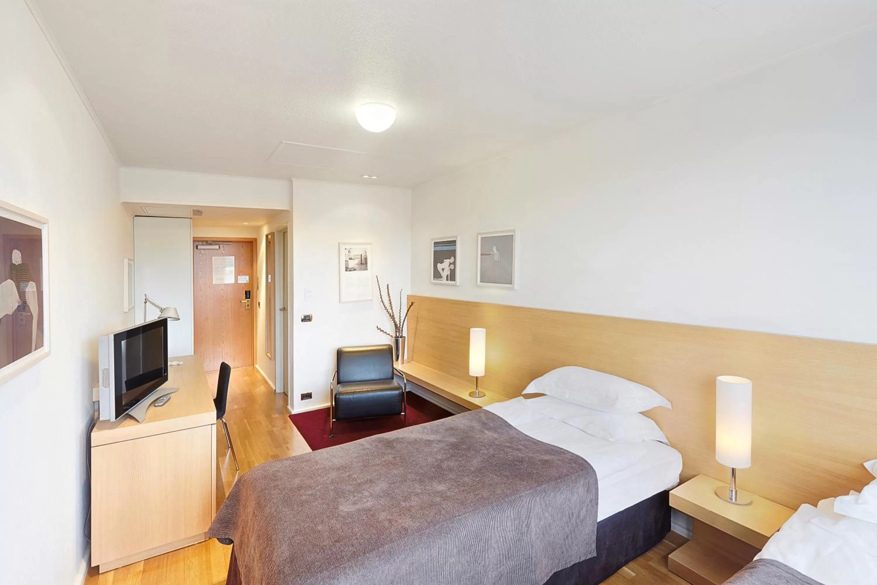 Photo of the whole room, Bed in Reykjavik Natura - Berjaya Iceland Hotels