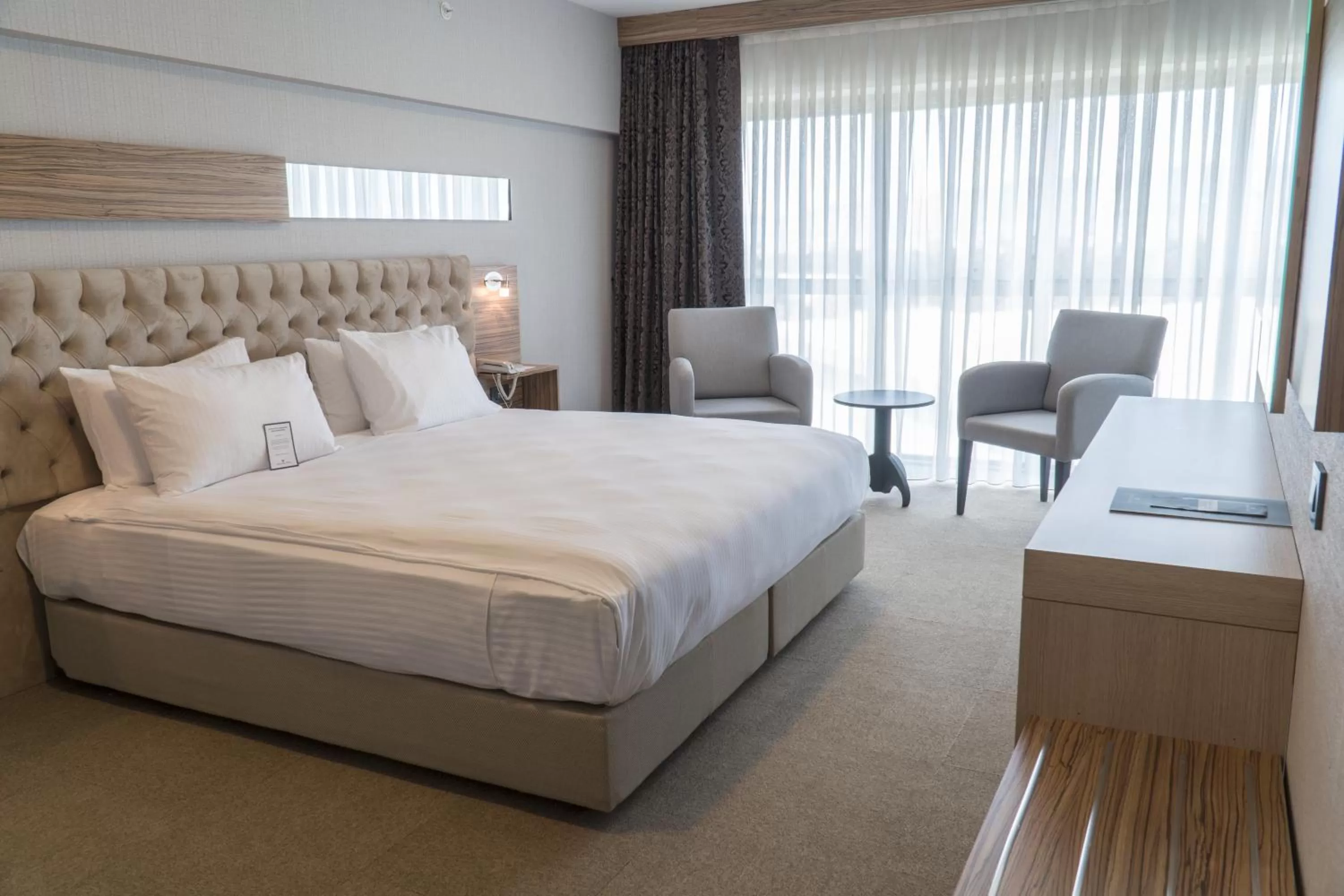 Bed in Greymark Hotel