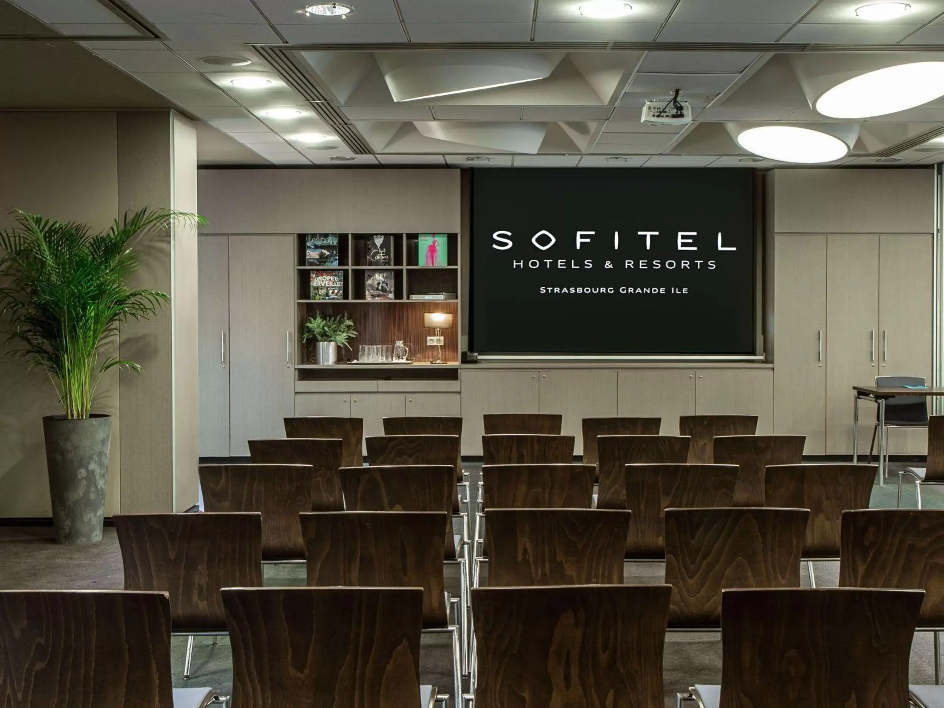 Meeting/conference room in Sofitel Strasbourg Grande Ile