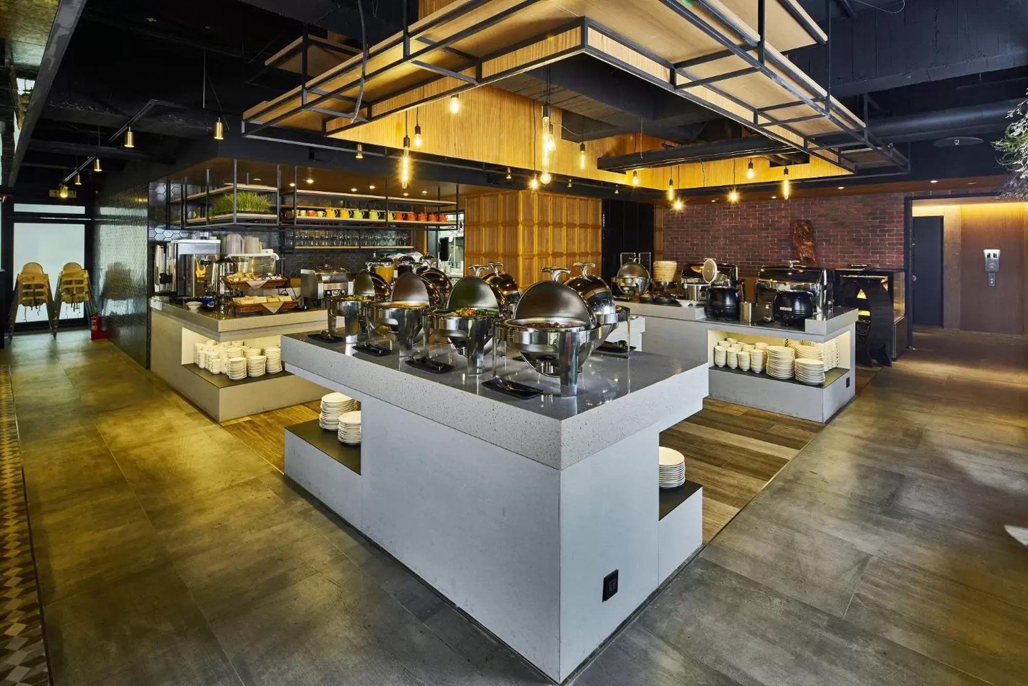 Restaurant/places to eat in Harbour 10 Hotel Restaurant/places to eat in Harbour 10 Hotel