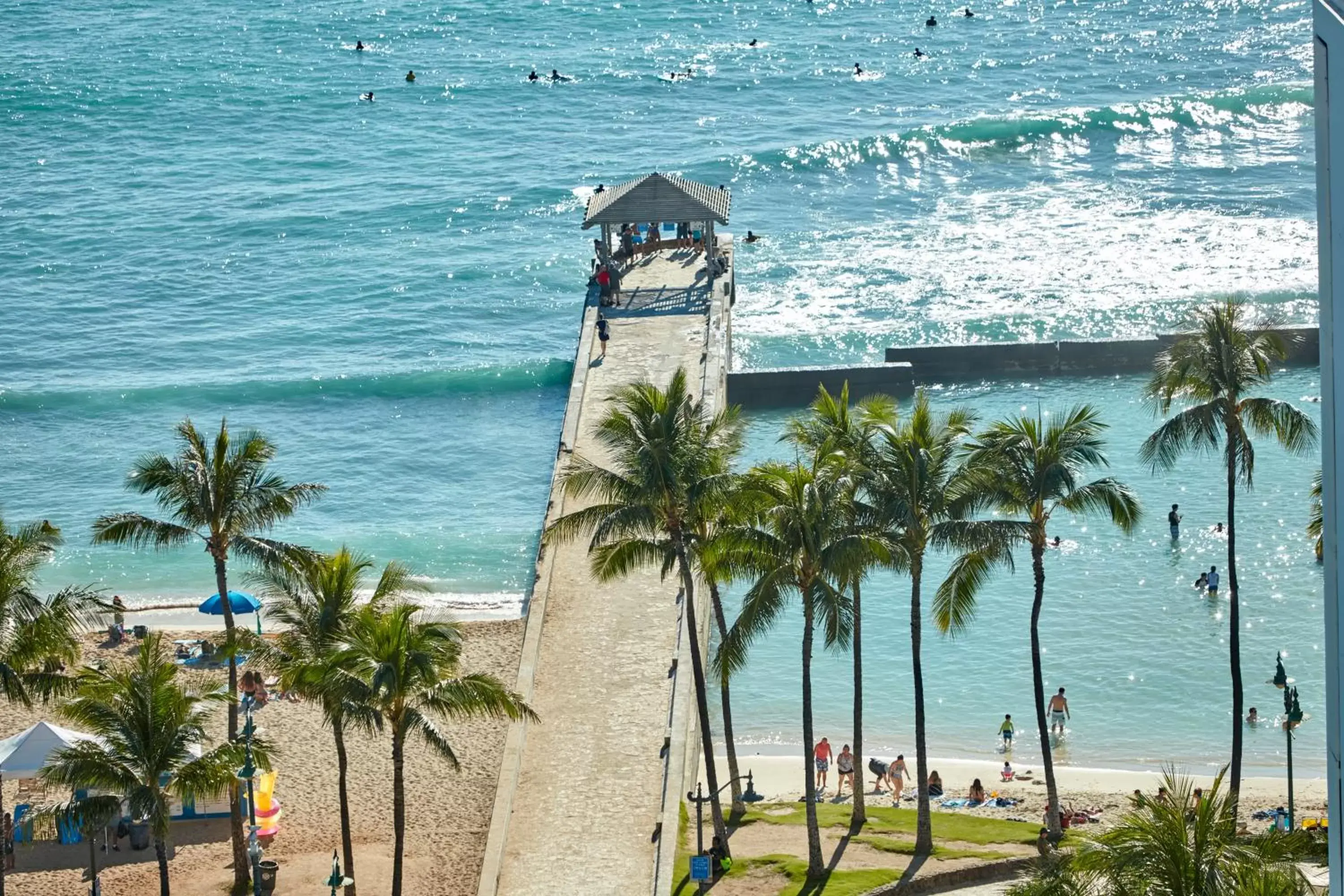 Nearby landmark in Queen Kapiolani Hotel