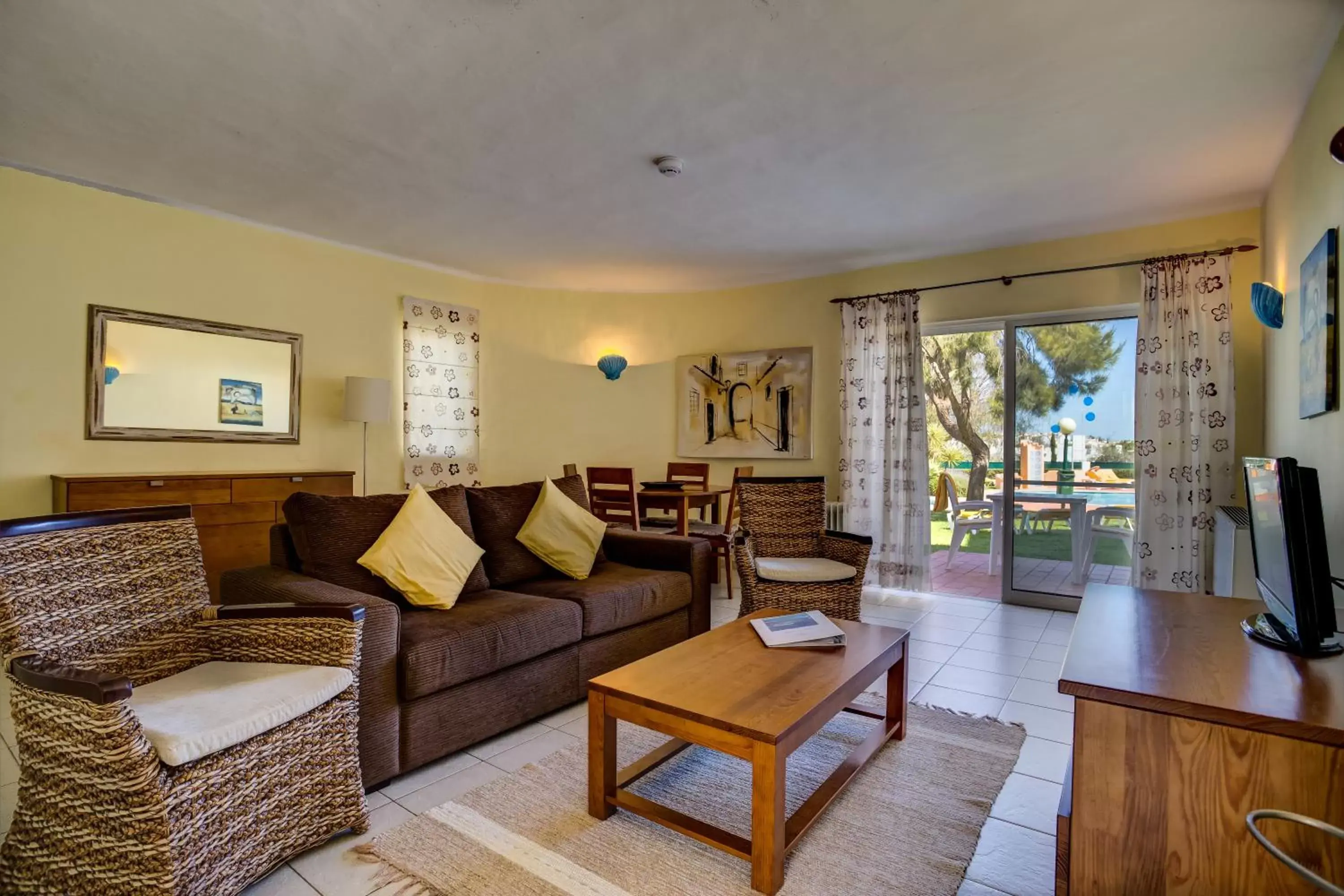 Living room, Seating Area in Quinta Do Paraiso - AL