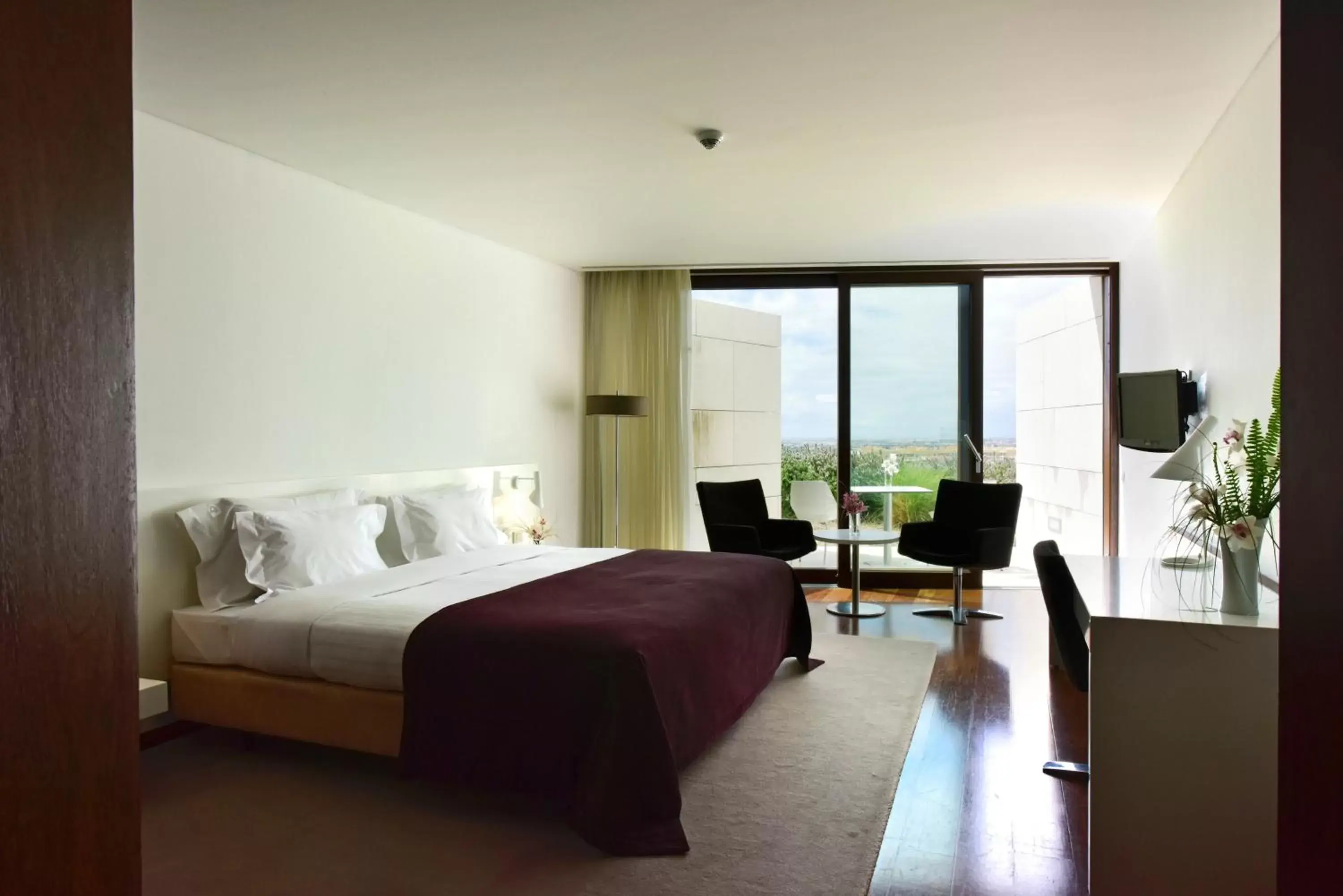 Photo of the whole room in Pousada Palacio de Estoi – Small Luxury Hotels of the World