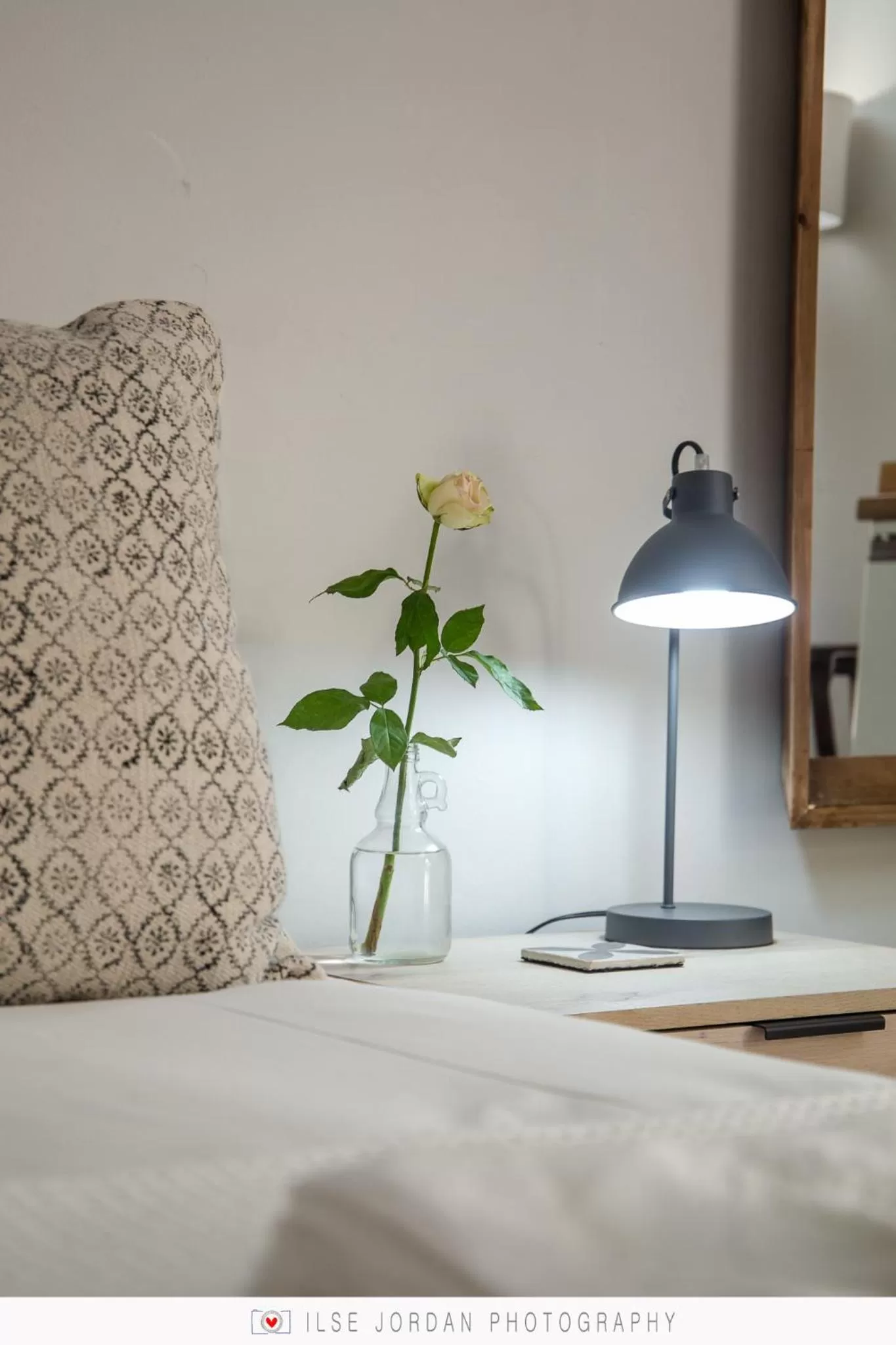 Bed in Raw Karoo Guest House