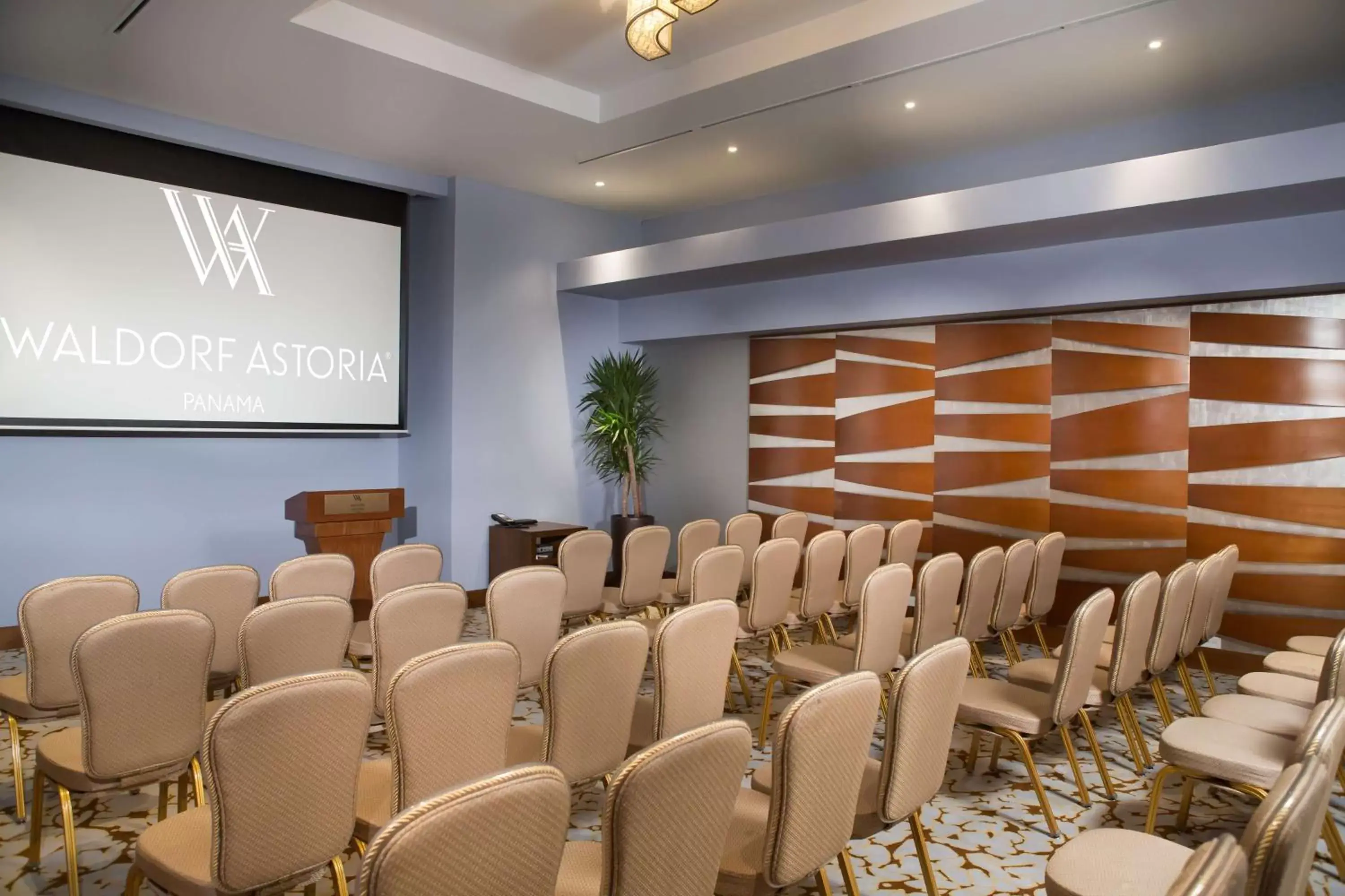 Meeting/conference room in Waldorf Astoria Panama