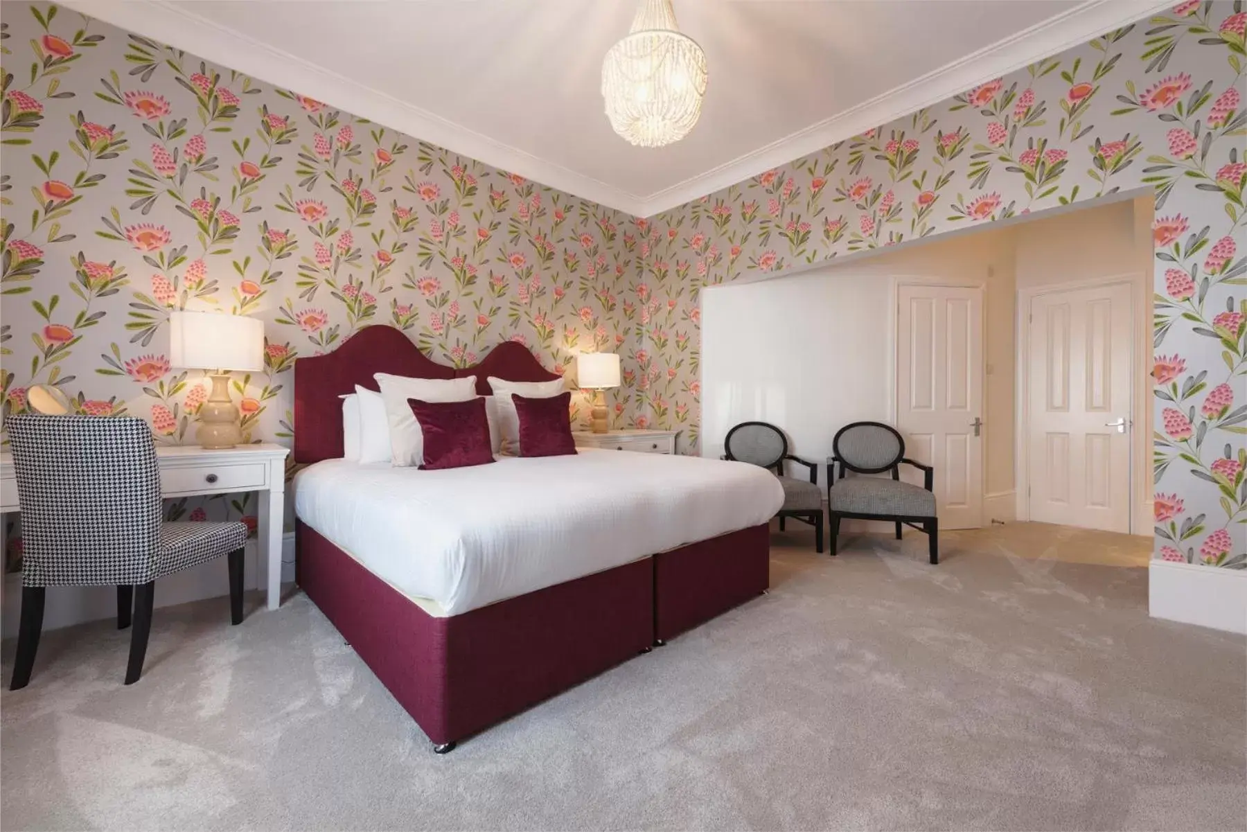 Bed in Somerset House Boutique Hotel and Restaurant