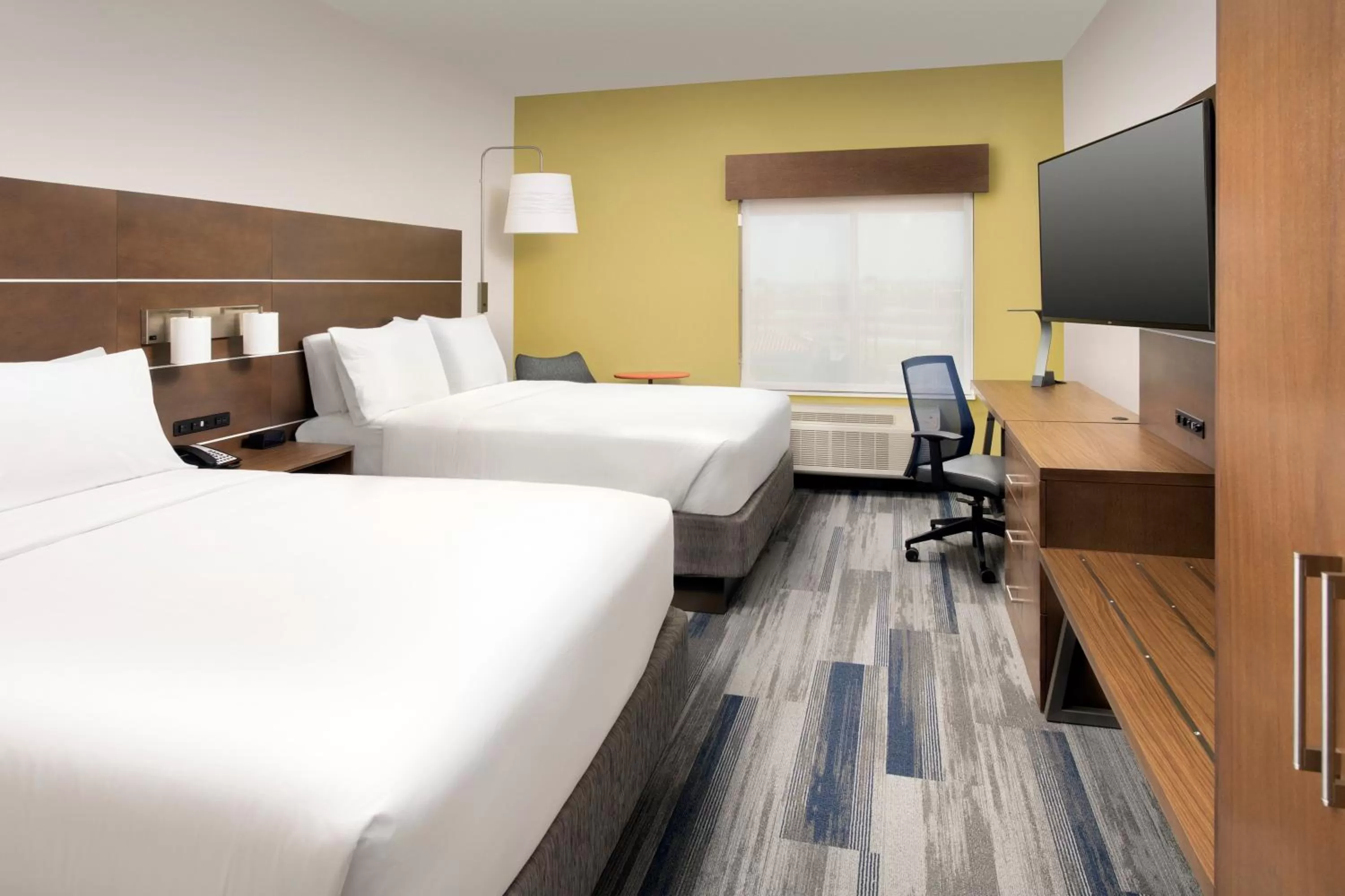 Photo of the whole room, Bed in Holiday Inn Express & Suites San Antonio North-Windcrest by IHG