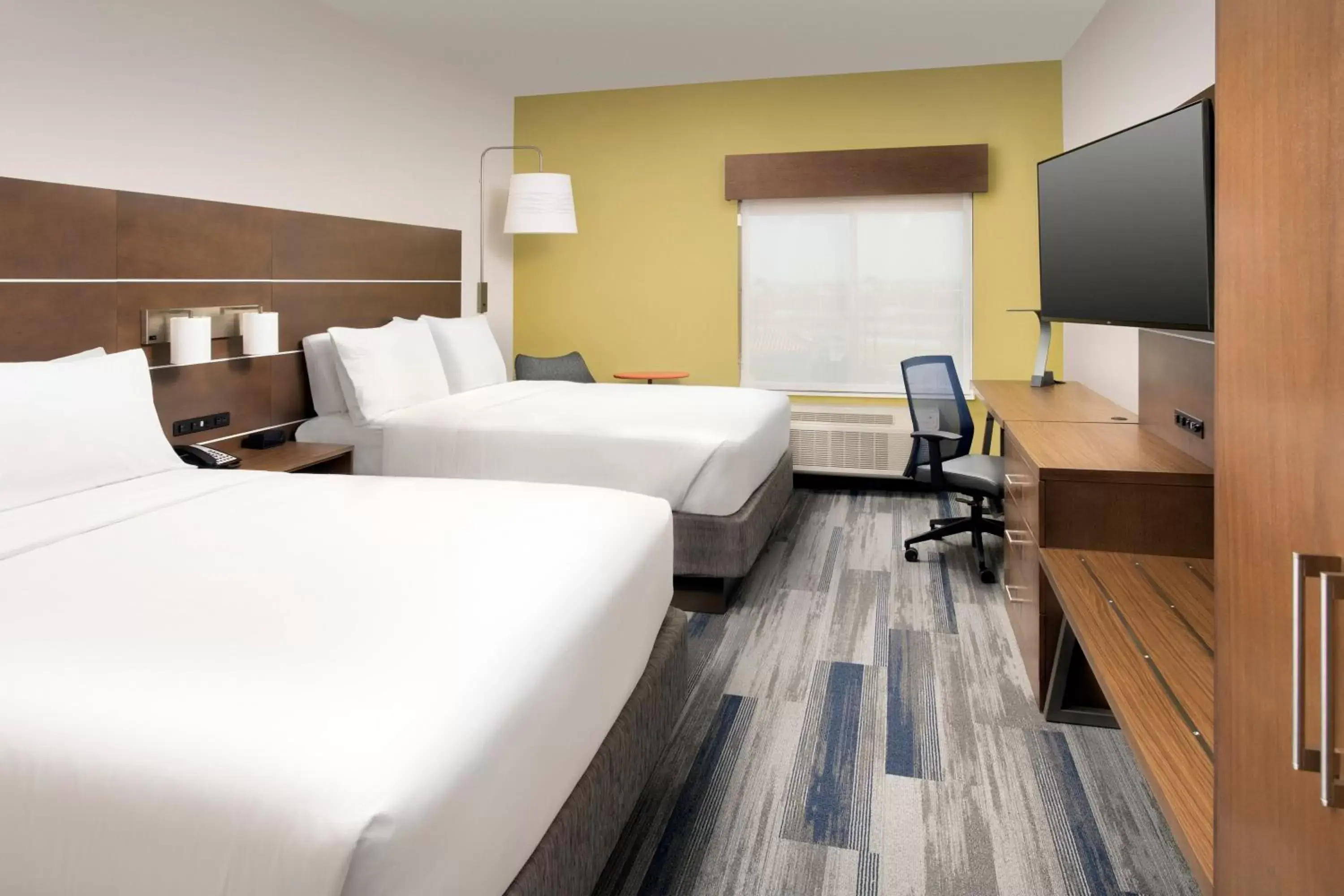 Photo of the whole room, Bed in Holiday Inn Express & Suites San Antonio North-Windcrest, an IHG Hotel