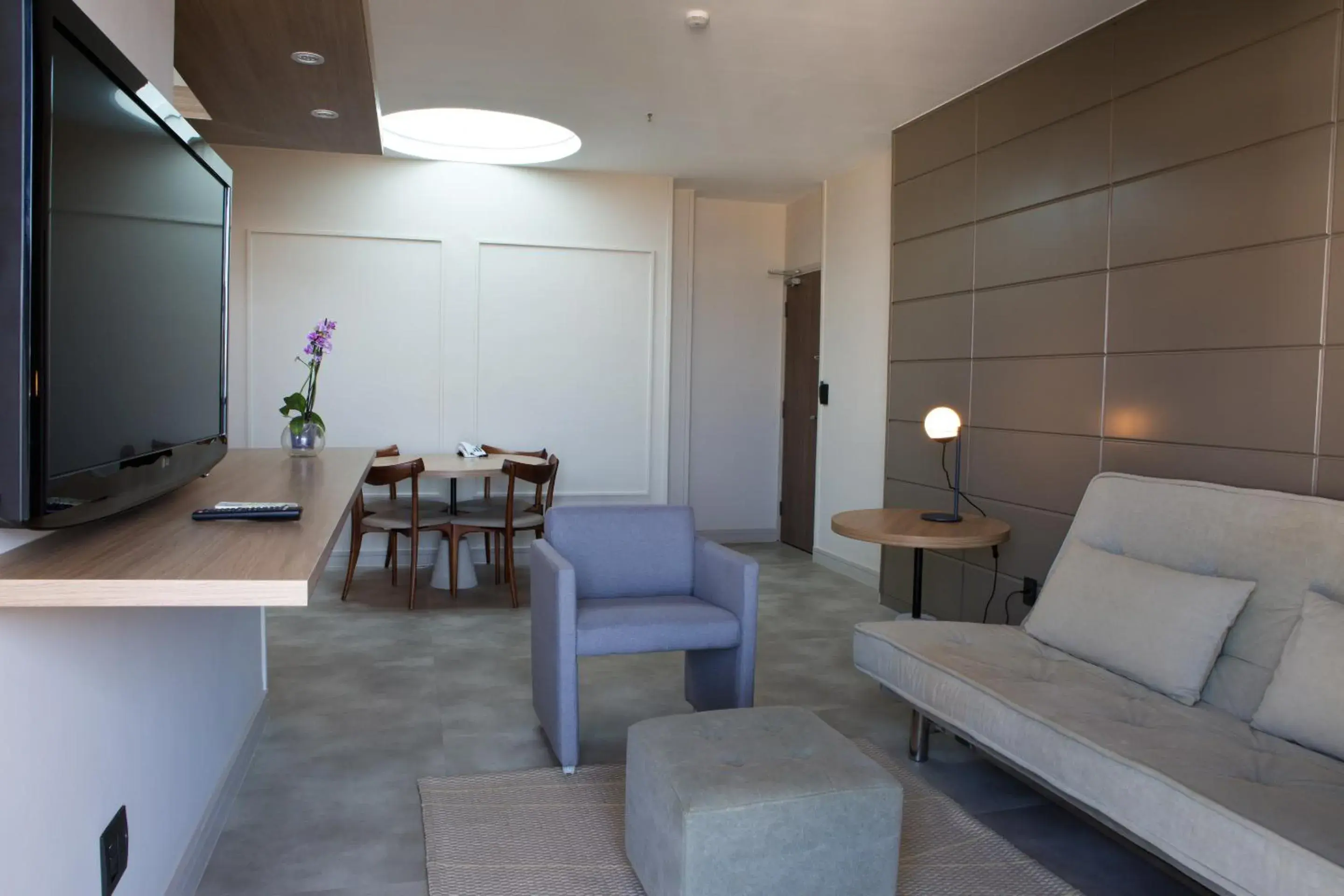 Living room, Seating Area in Ritz Leblon