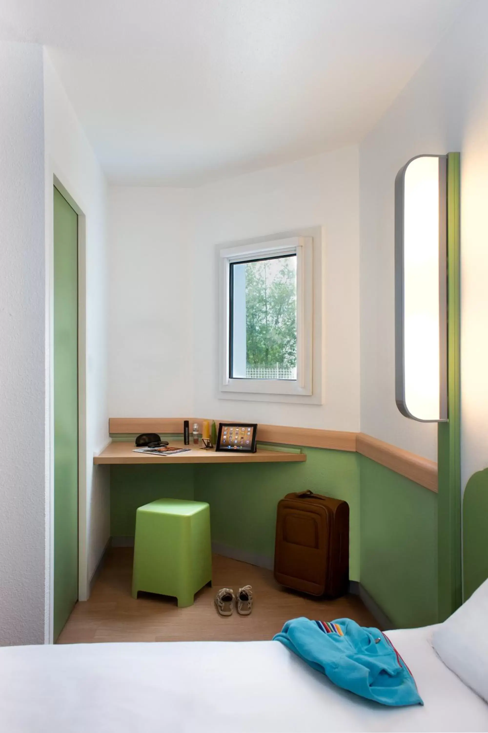 Photo of the whole room, Bed in ibis budget Chambéry Sud Challes Les Eaux Photo of the whole room, Bed in ibis budget Chambéry Sud Challes Les Eaux