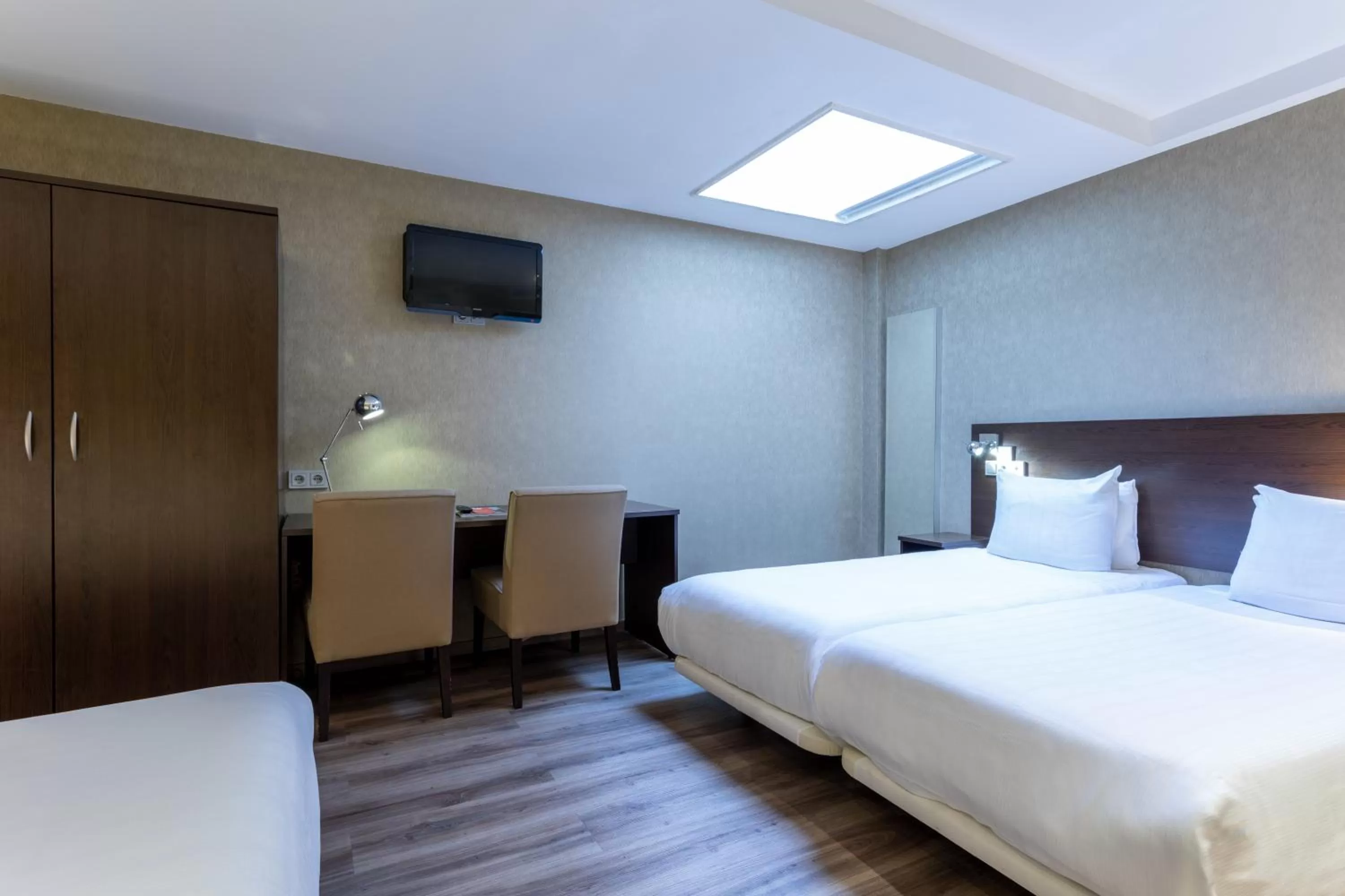 Photo of the whole room, Bed in Hotel Espresso