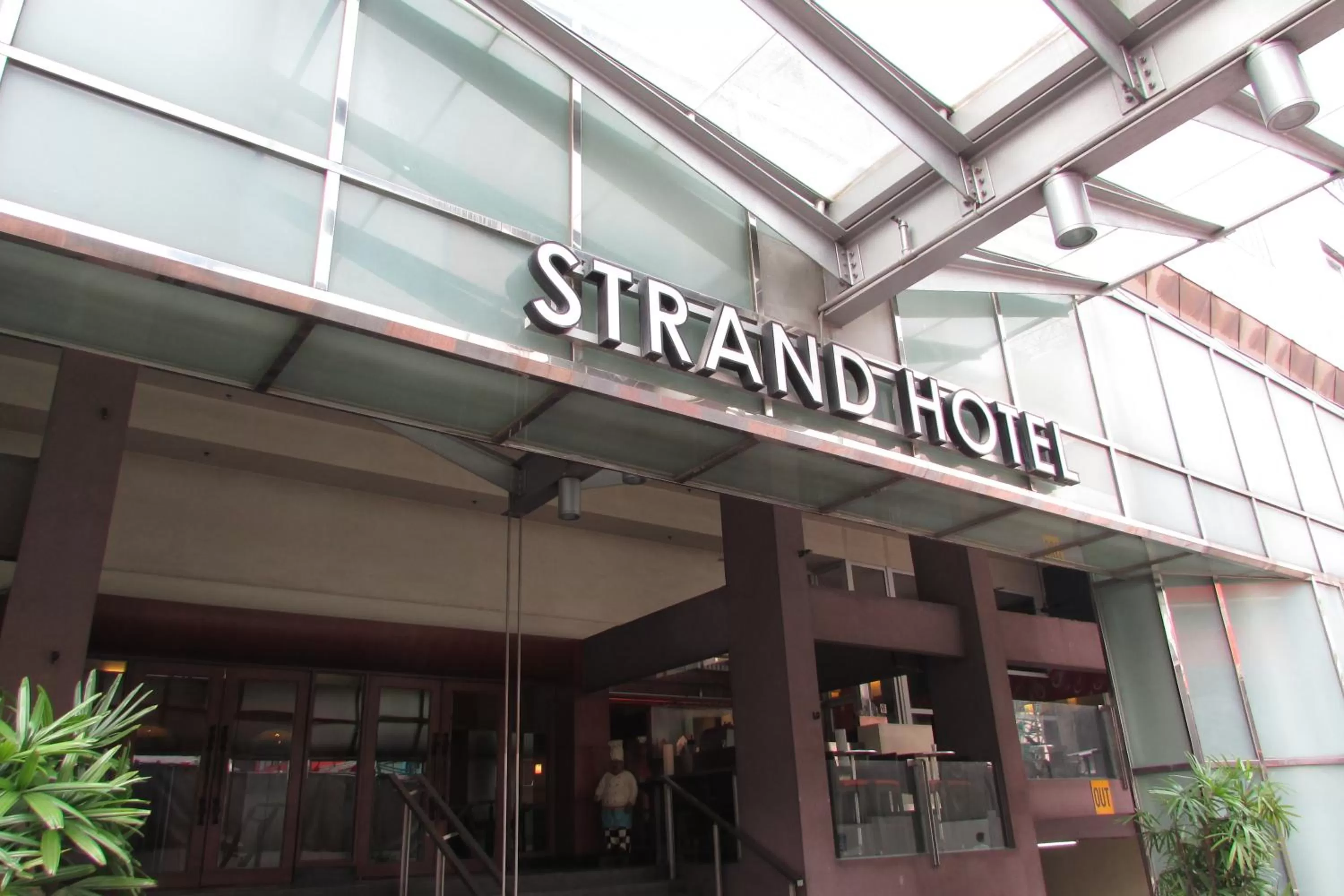 Facade/entrance in Strand Hotel