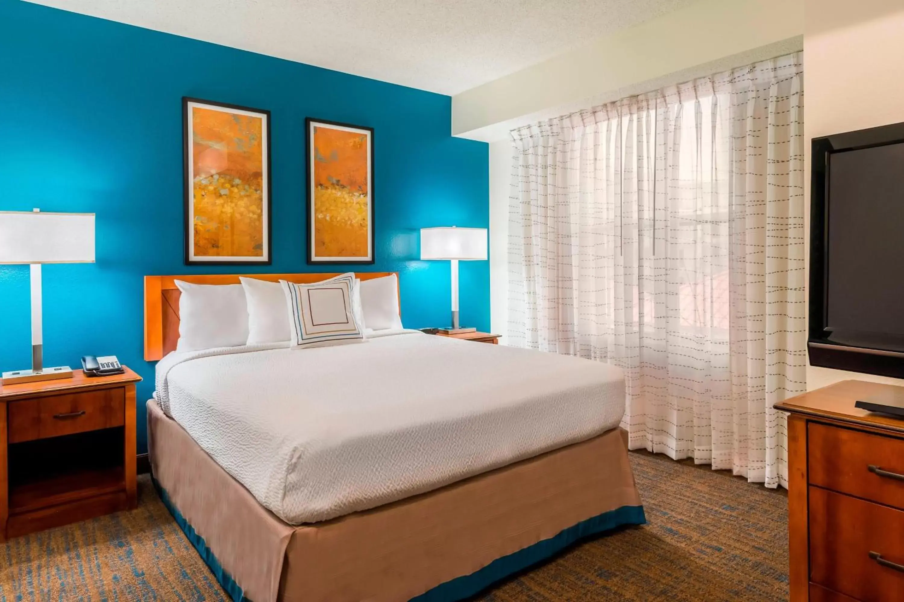Photo of the whole room, Bed in Residence Inn Tampa Westshore Airport