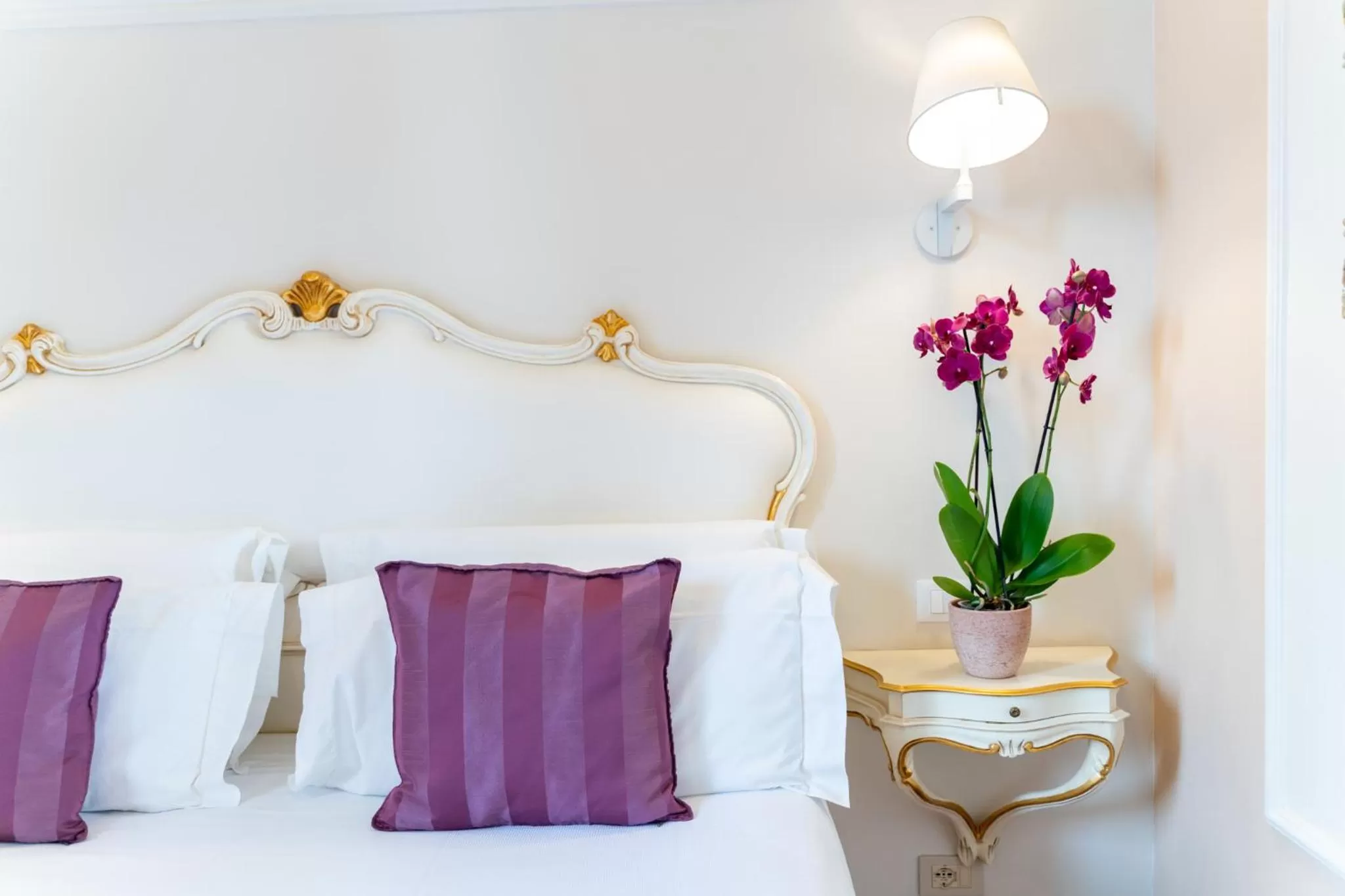 Bed in Art Hotel Villa Agape - Place of Charme