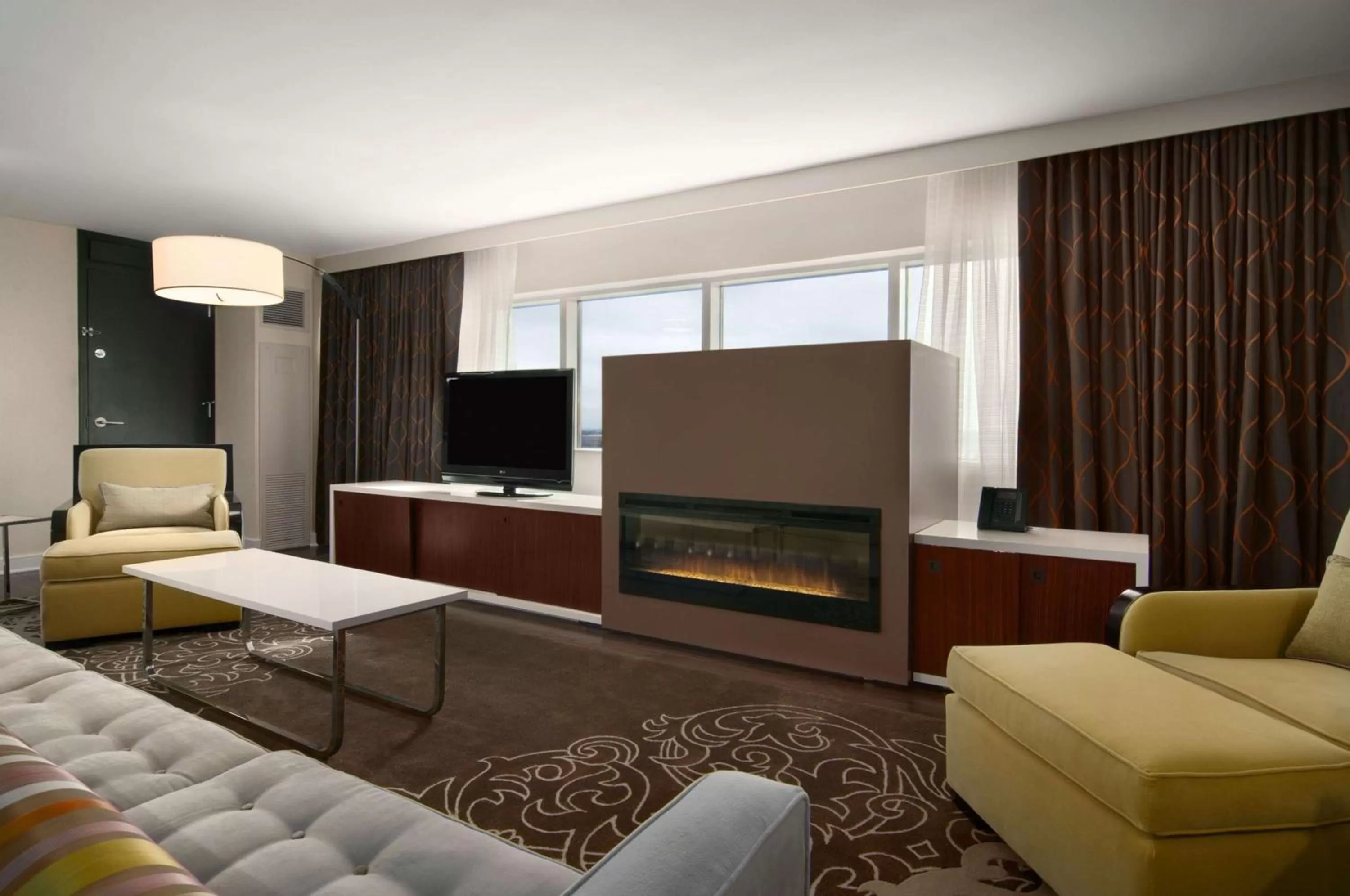 Living room in Hilton Atlanta Airport