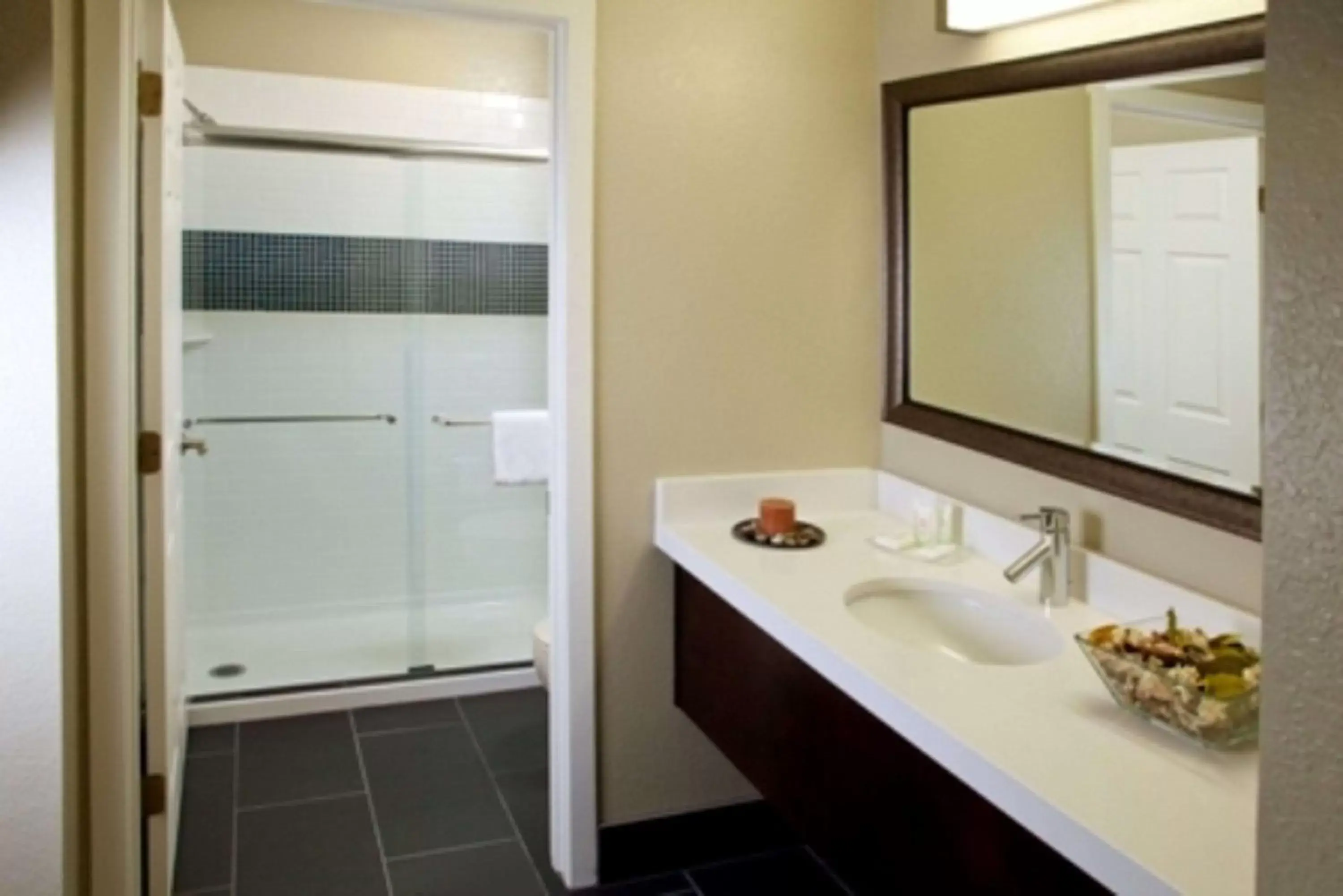 Bathroom in Sonesta ES Suites San Jose - Airport