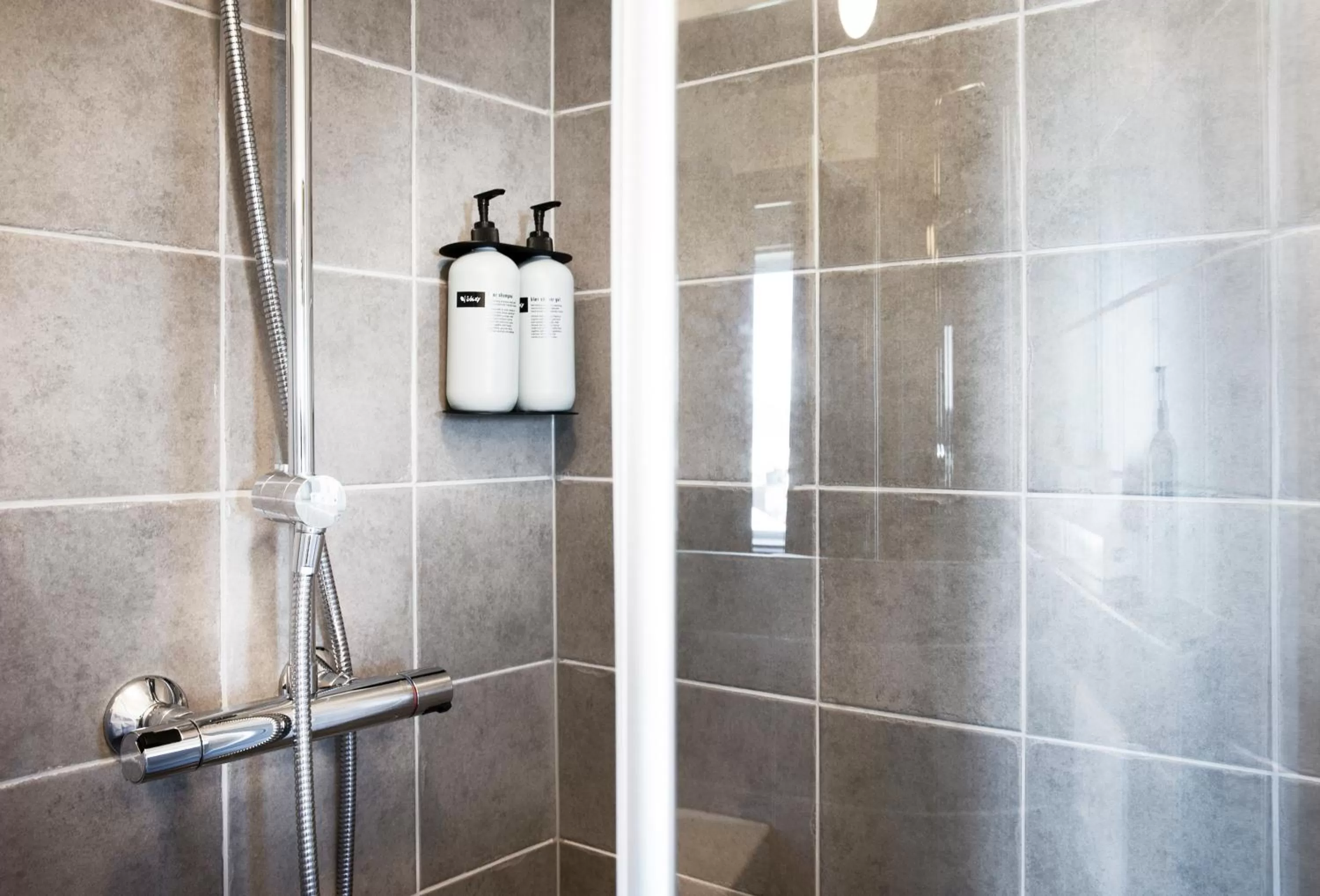 Bathroom in Hotel Höfn