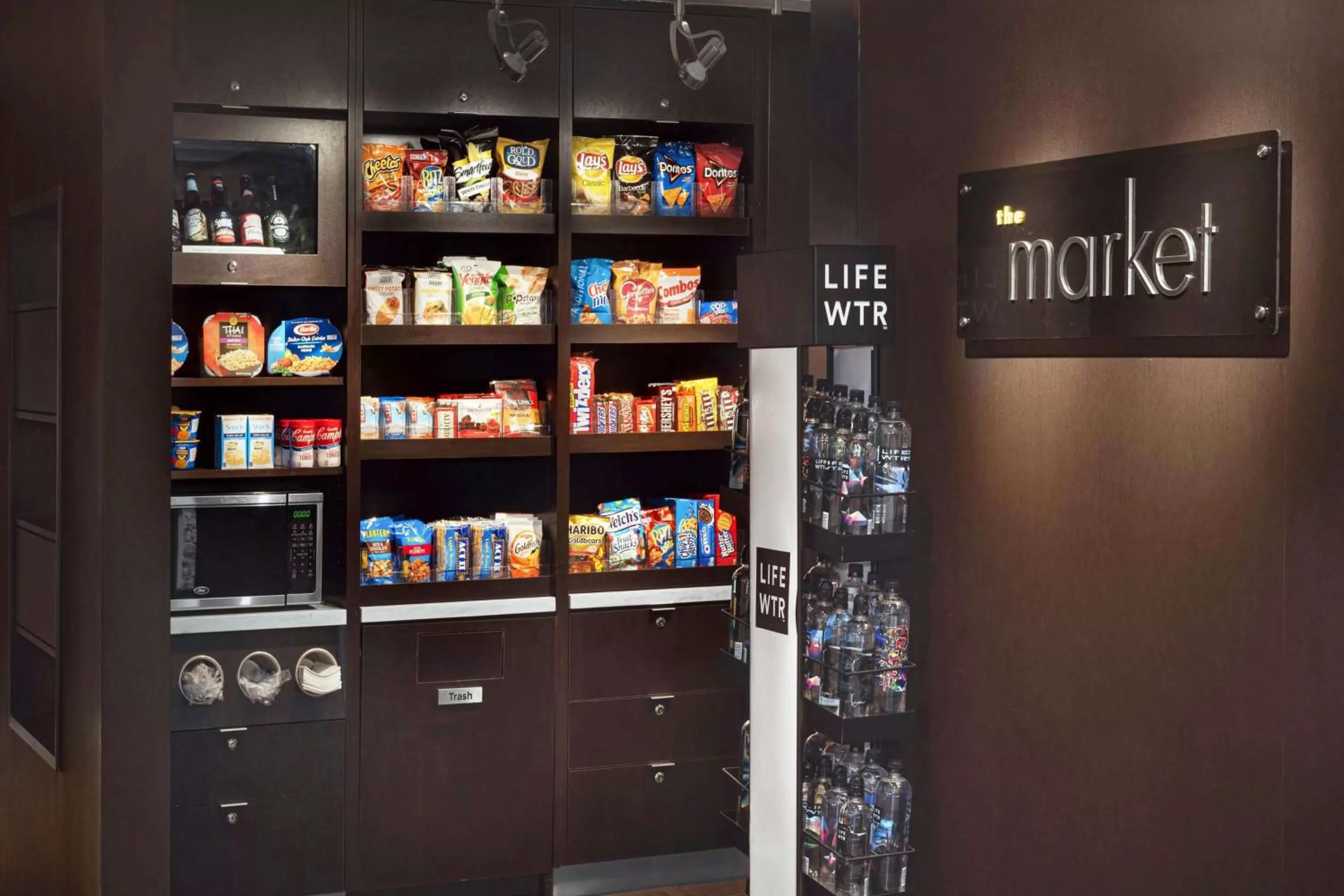 Restaurant/places to eat in Sonesta Select Whippany Hanover