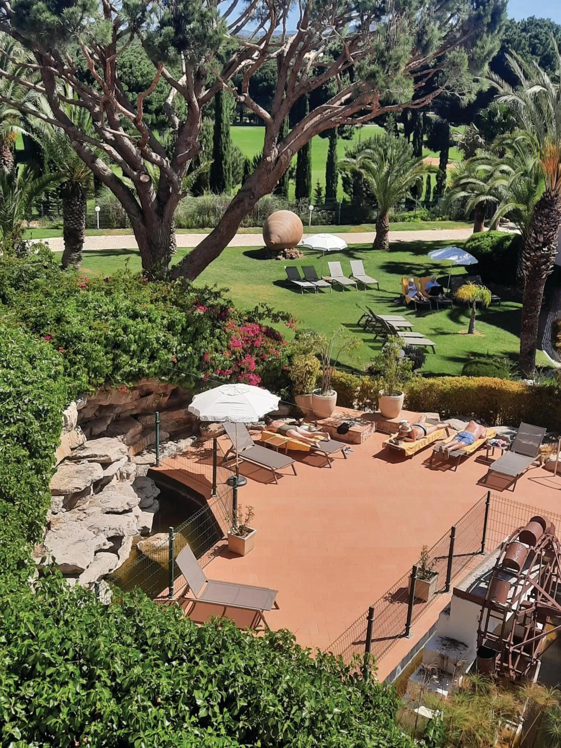 Swimming pool in Four Seasons Vilamoura