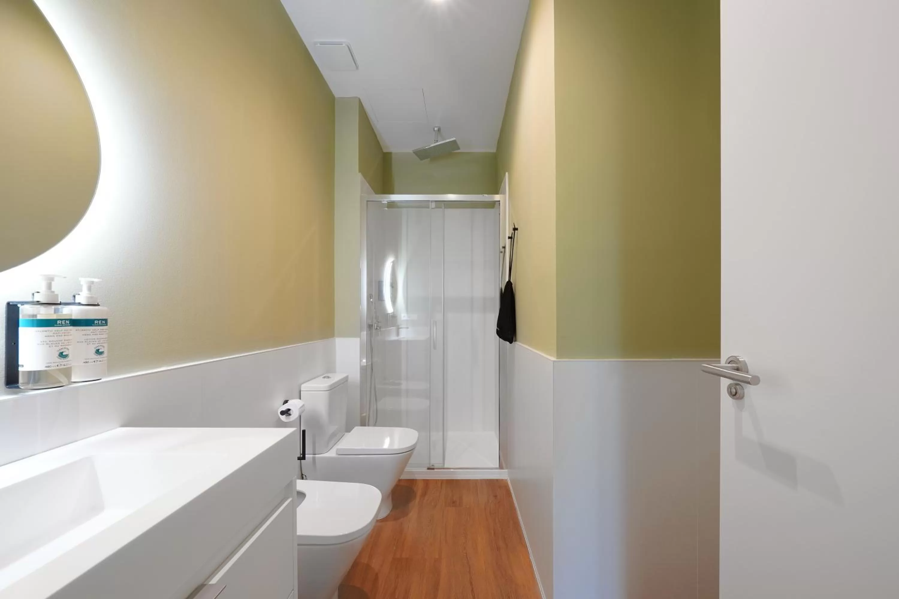 Bathroom in Numa Seville Prestigio