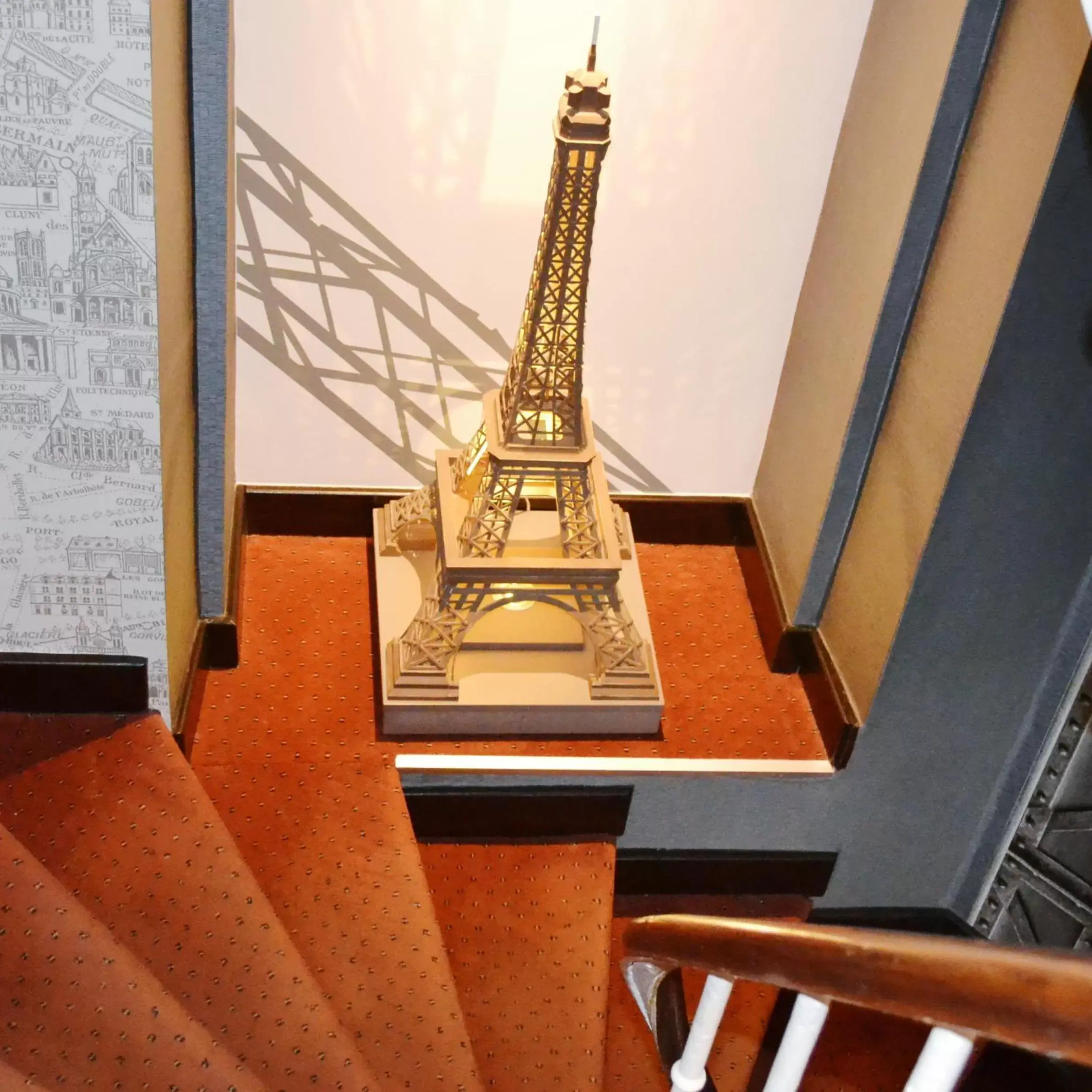 Hôtel de l'Exposition - Tour Eiffel