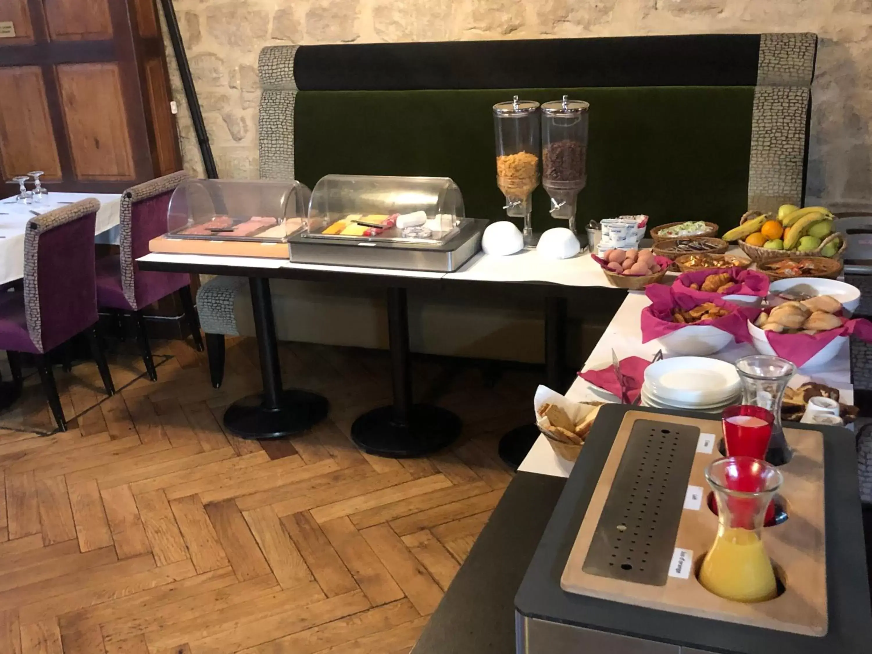 Breakfast, Restaurant/Places to Eat in Hôtel du Mont Blanc