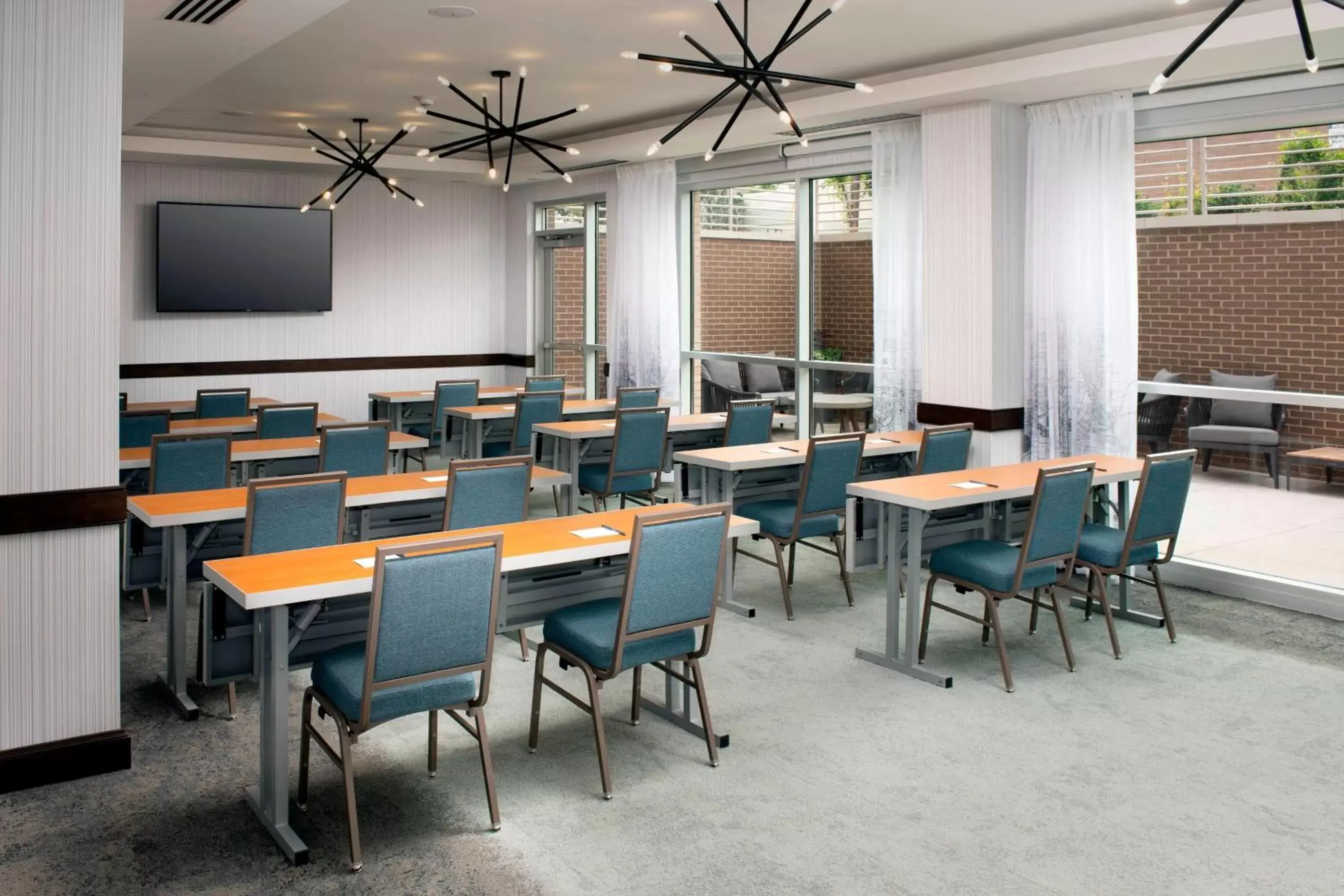 Meeting/conference room in SpringHill Suites by Marriott Atlanta Downtown