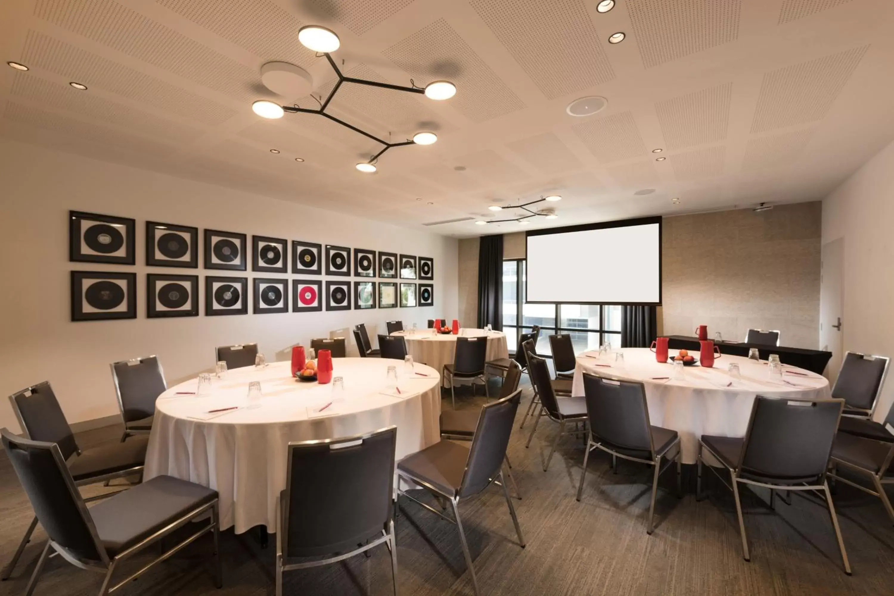 Meeting/conference room, Restaurant/Places to Eat in Aloft Perth