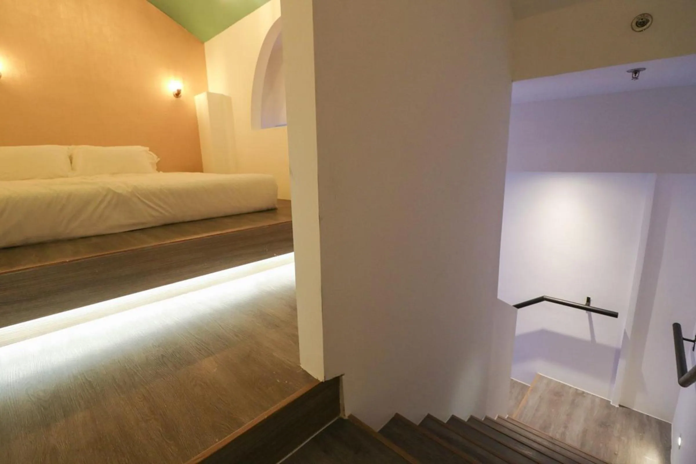 Bed in Hotel Calmo Chinatown