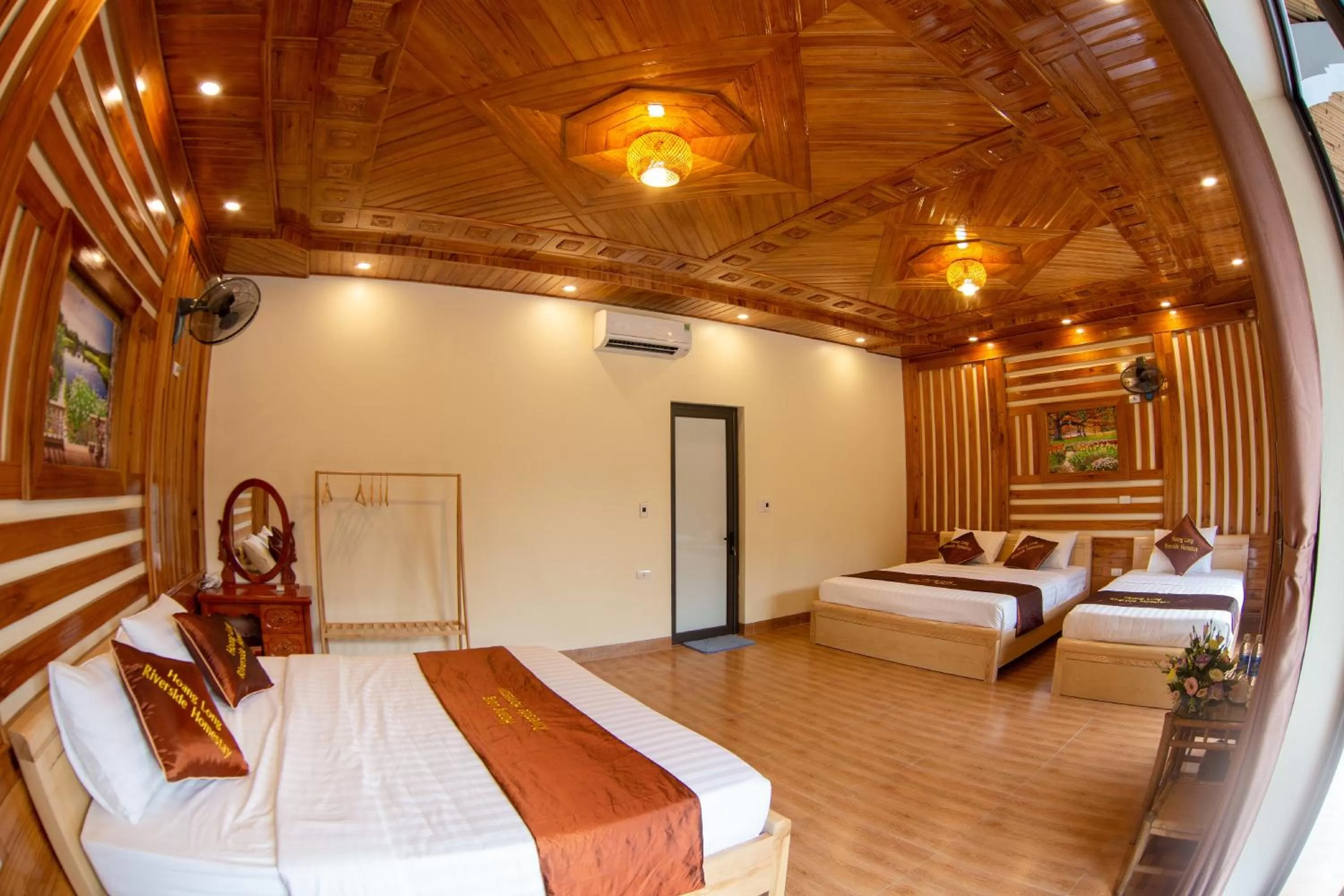 Bed in HoangLong Riverside Homestay