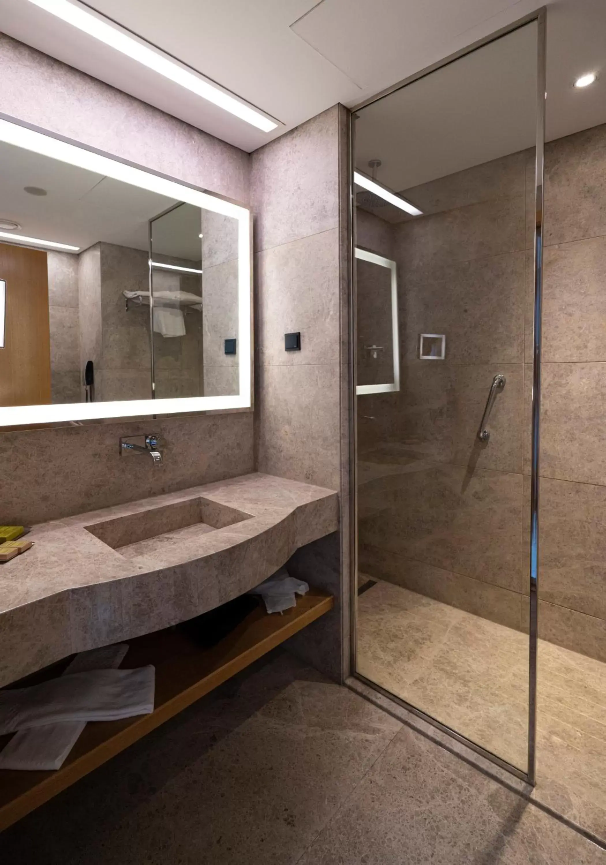 Shower, Bathroom in DoubleTree by Hilton Istanbul-Avcilar