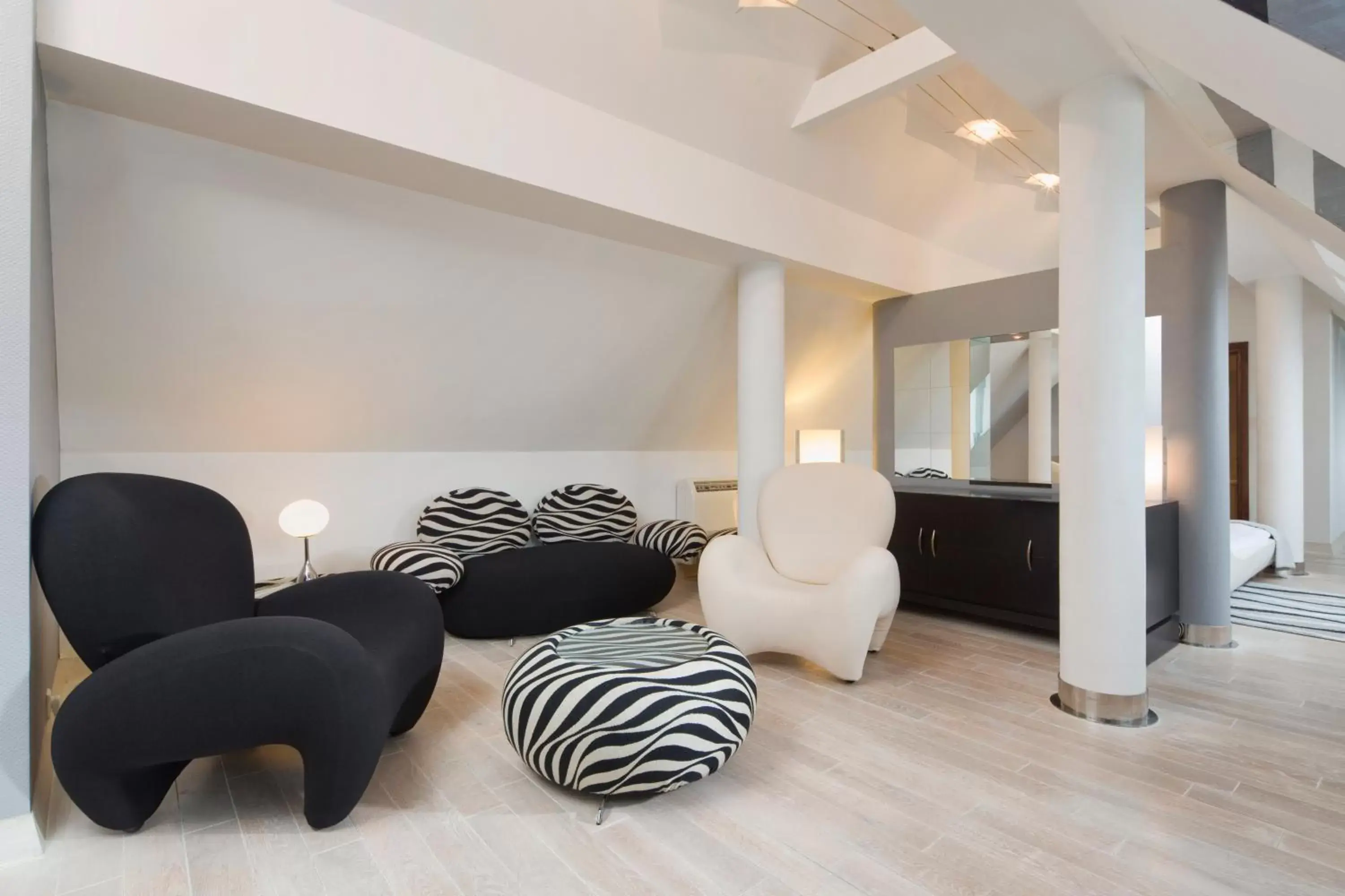 Living room, Seating Area in Mamaison Le Regina Boutique Hotel