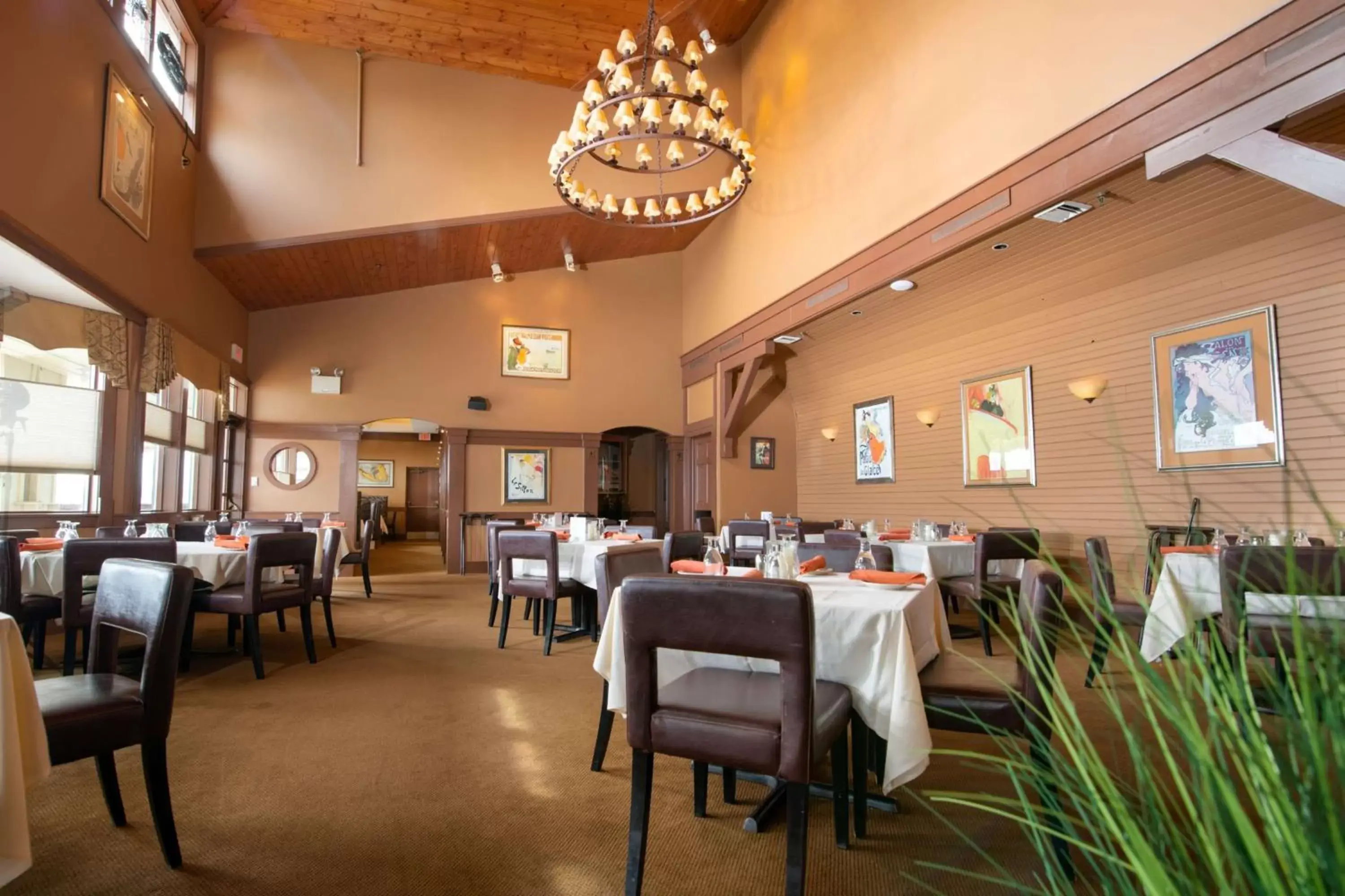 Restaurant/places to eat in DoubleTree by Hilton Racine Harbourwalk Restaurant/places to eat in DoubleTree by Hilton Racine Harbourwalk