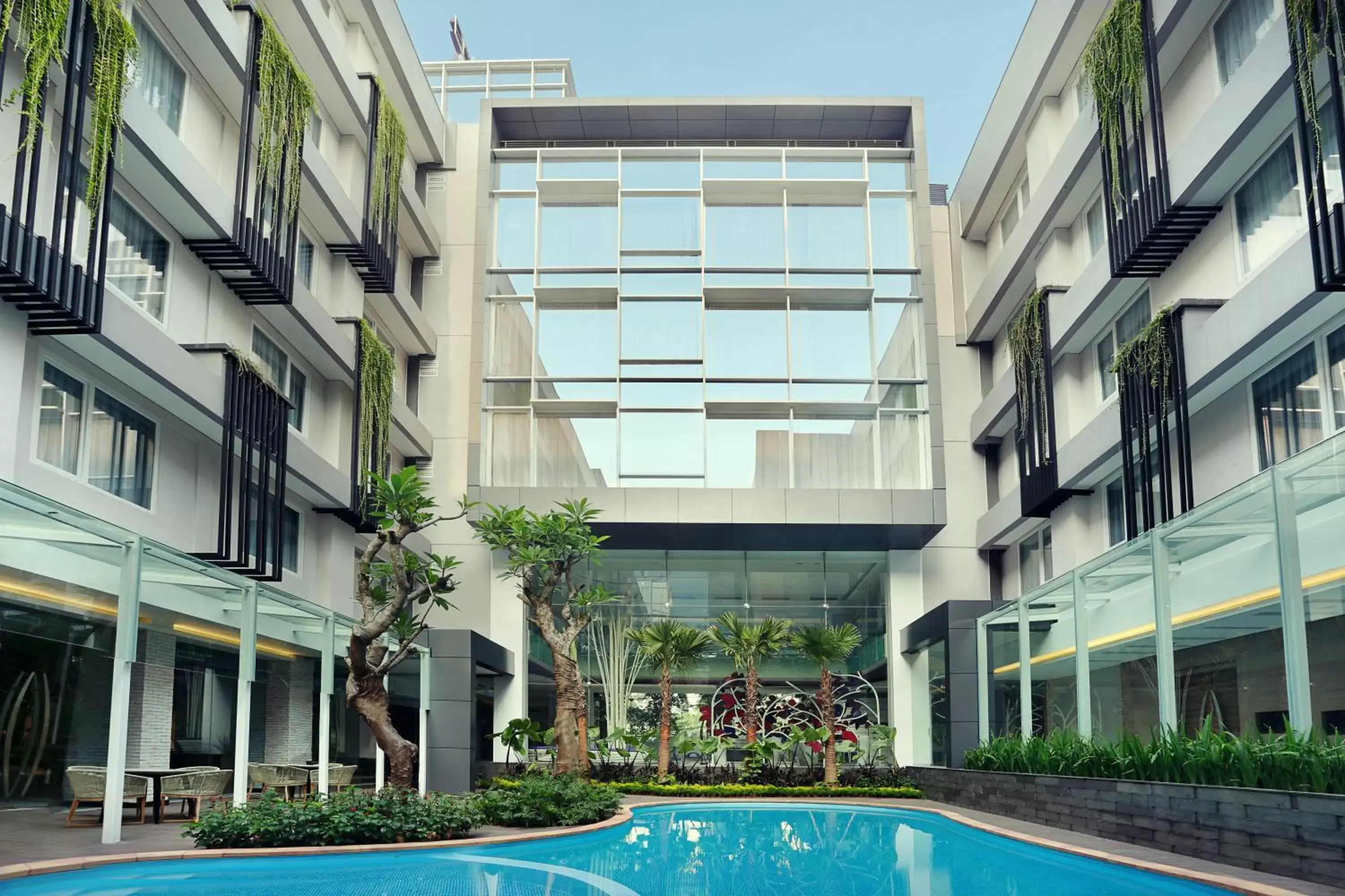 Property building, Swimming Pool in Mercure Jakarta Sabang