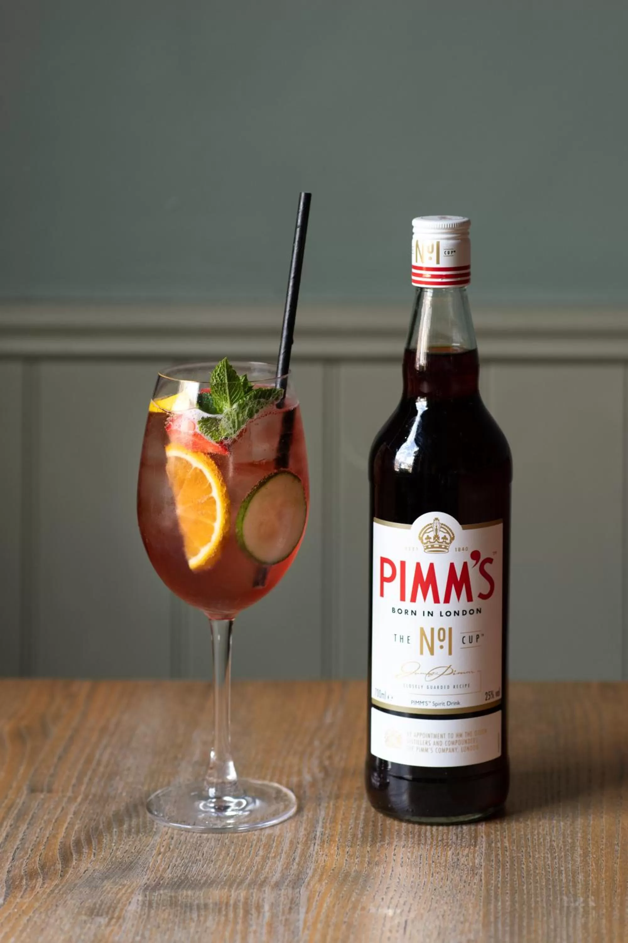 Lounge or bar in Kew Gardens Hotel