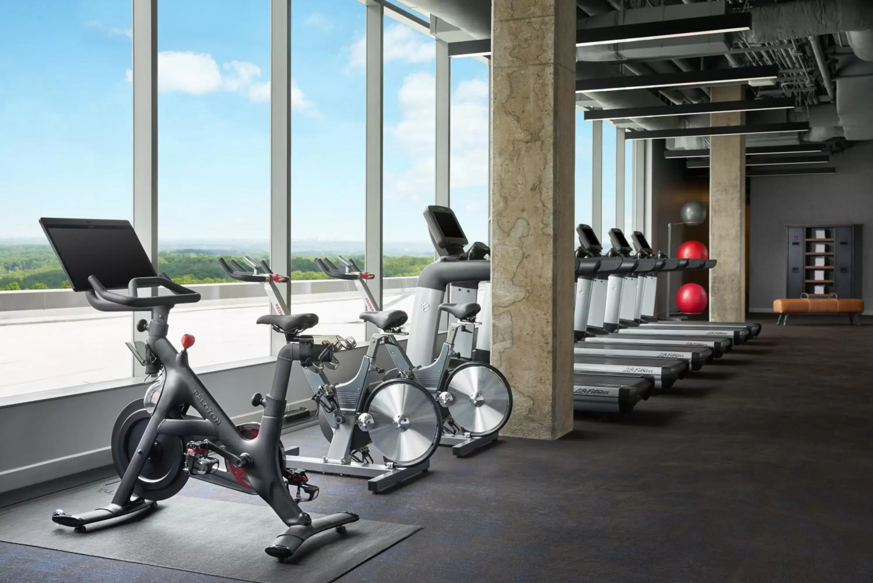 Fitness centre/facilities, Fitness Center/Facilities in The Watermark Hotel