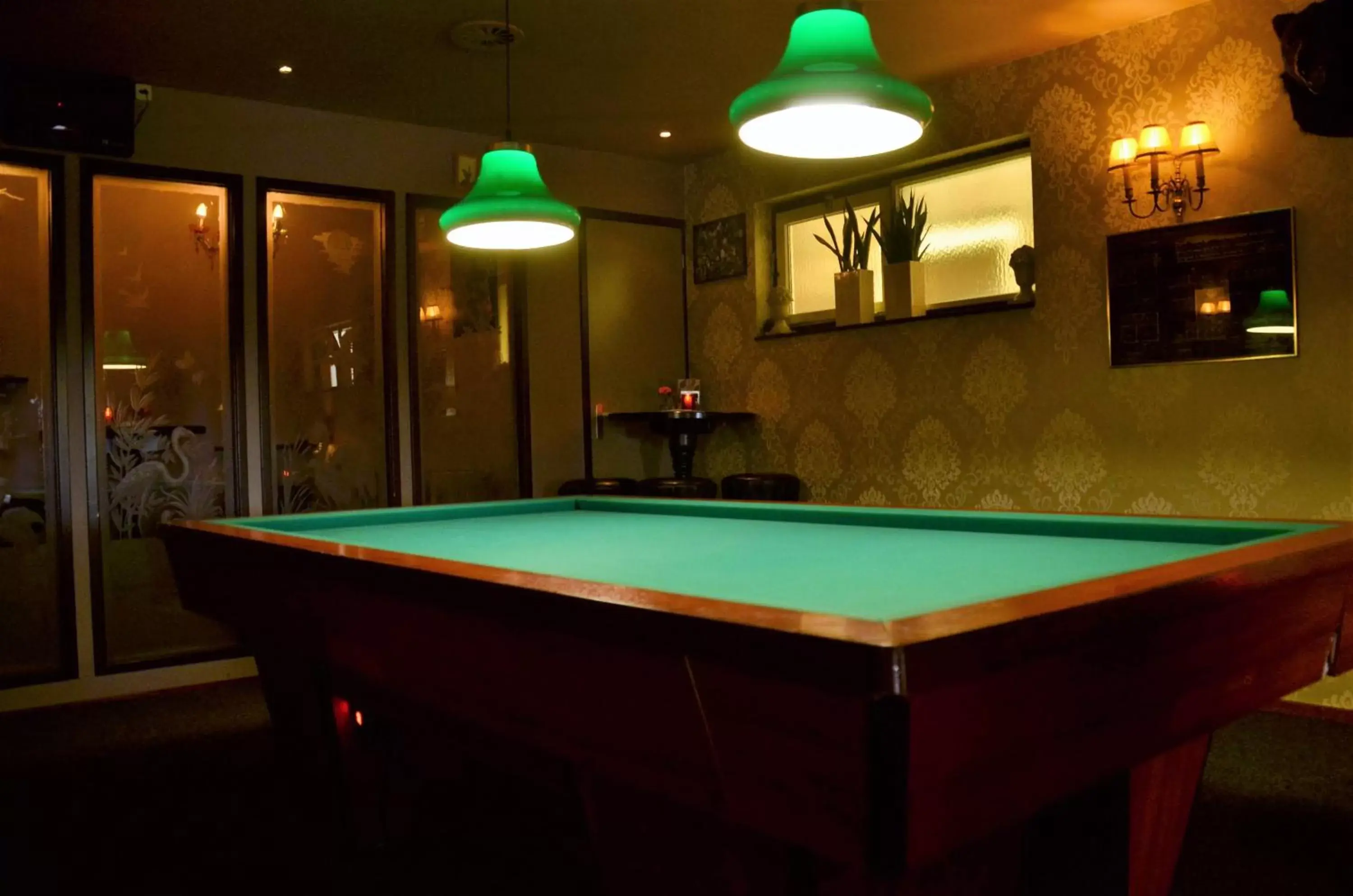 Lounge or bar, Billiards in Hotel Restaurant de Engel