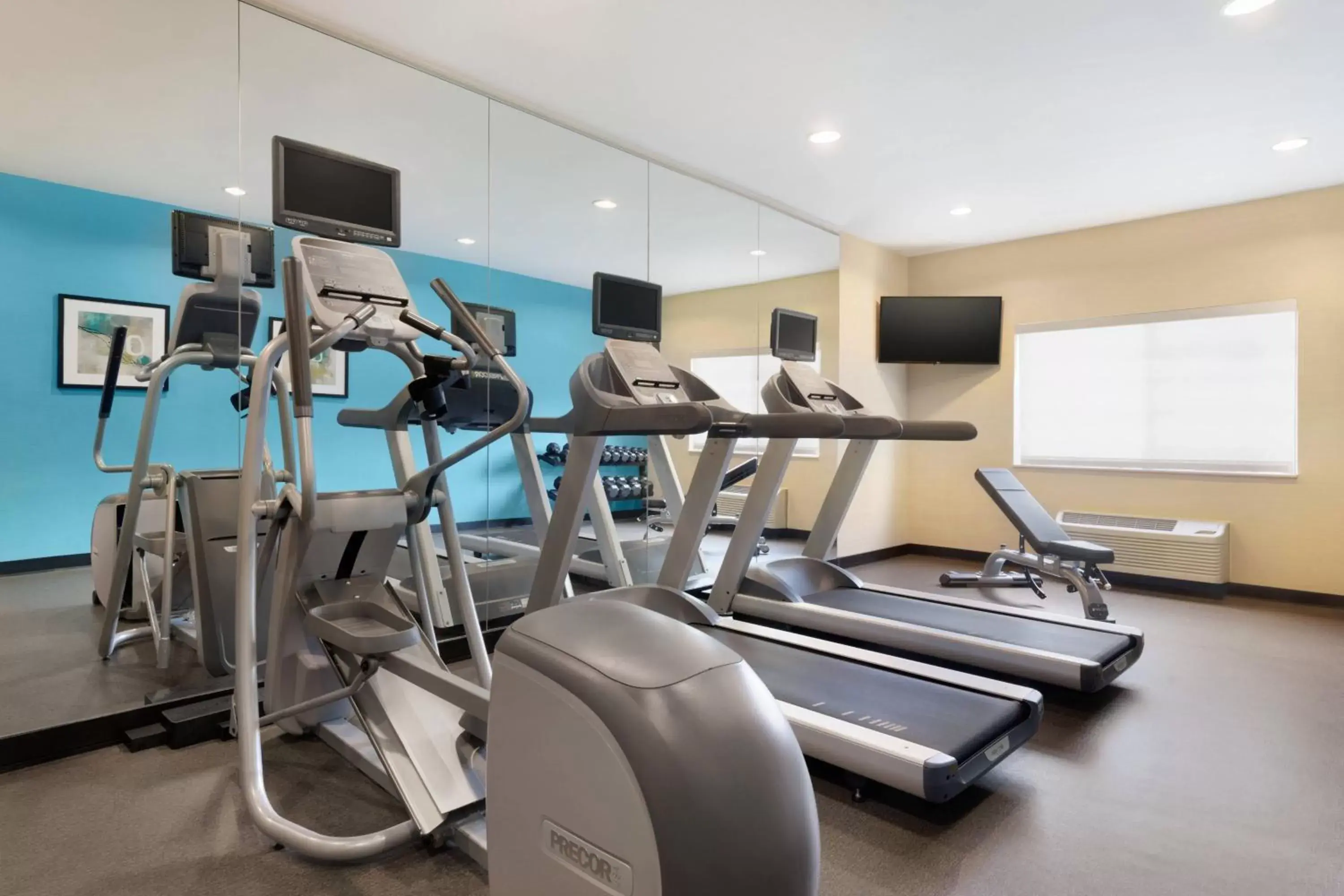 Fitness centre/facilities, Fitness Center/Facilities in Fairfield Inn Kankakee Bourbonnais