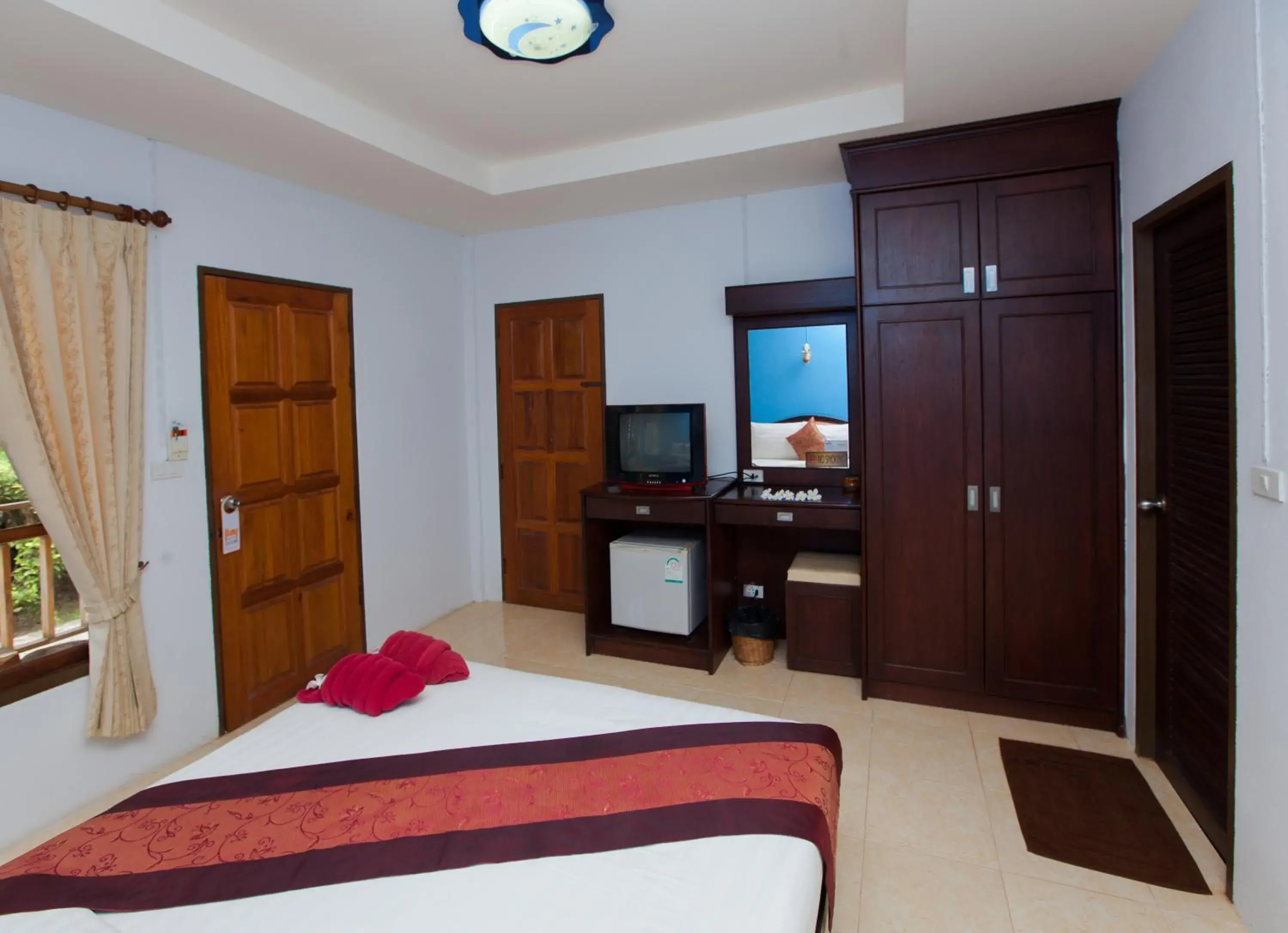 Bed in Lanta Riviera Resort - SHA Extra Plus